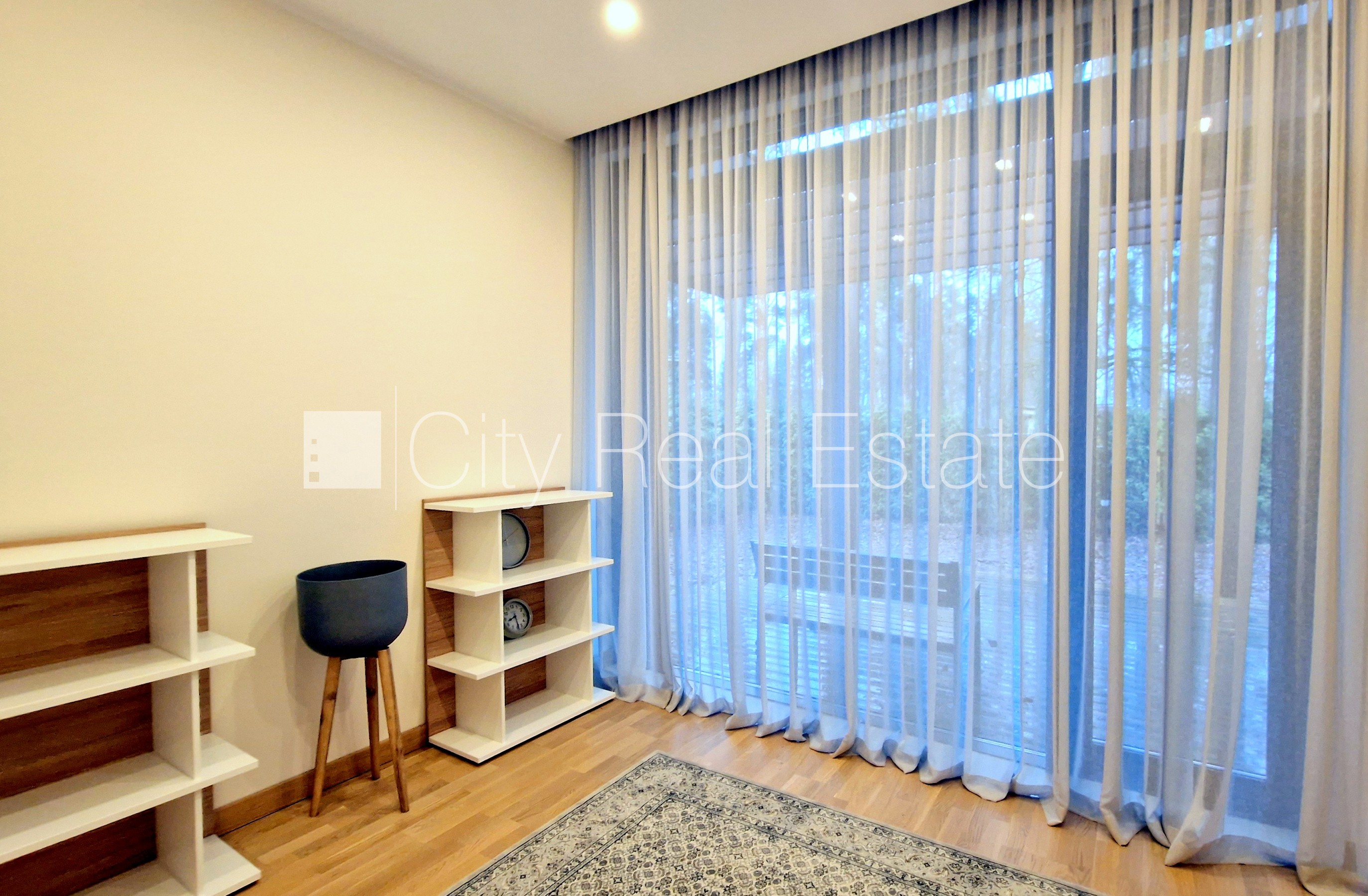 Sludinājumi. Privātmāja, jaunceltne, pagalma māja, dzelzsbetona starp stāvu pārsegumi, monolīta betona sienas, Cena: 695000 EUR Foto #13