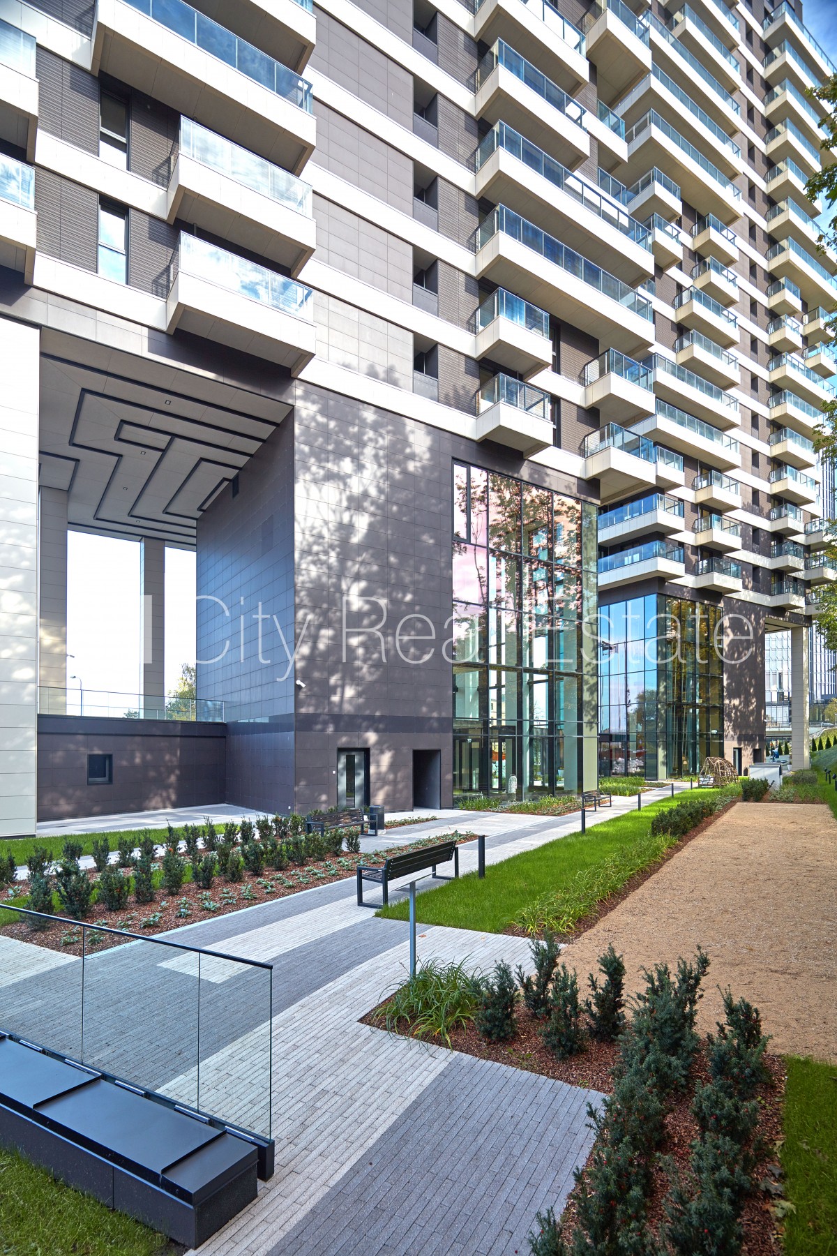 Sludinājumi. Projekts - Philosophers Residence, jaunceltne, labiekārtota apzaļumota teritorija, pazemes Cena: 1700 EUR/mēn Foto #24