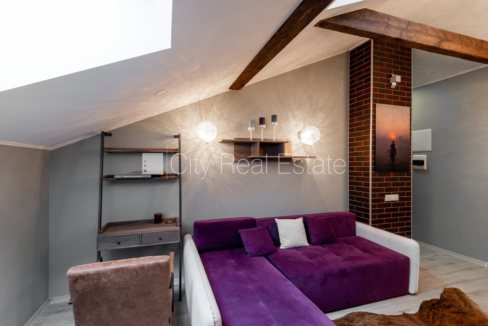 Sludinājumi. Fasādes māja, renovēta māja, labiekārtota apzaļumota teritorija, vieta automašīnai, mansards, Cena: 520 EUR/mēn Foto #4