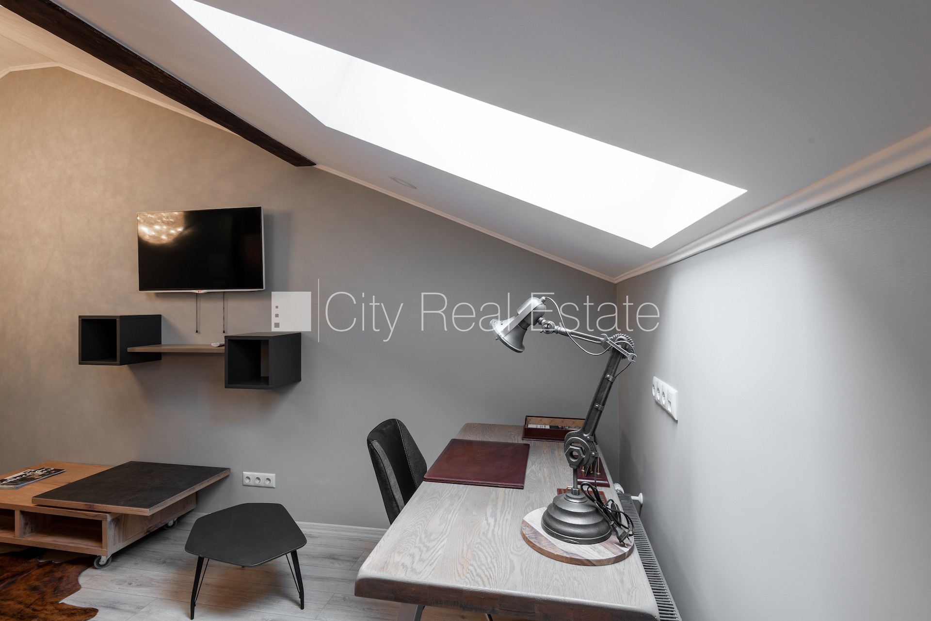 Sludinājumi. Fasādes māja, renovēta māja, labiekārtota apzaļumota teritorija, vieta automašīnai, mansards, Cena: 520 EUR/mēn Foto #10