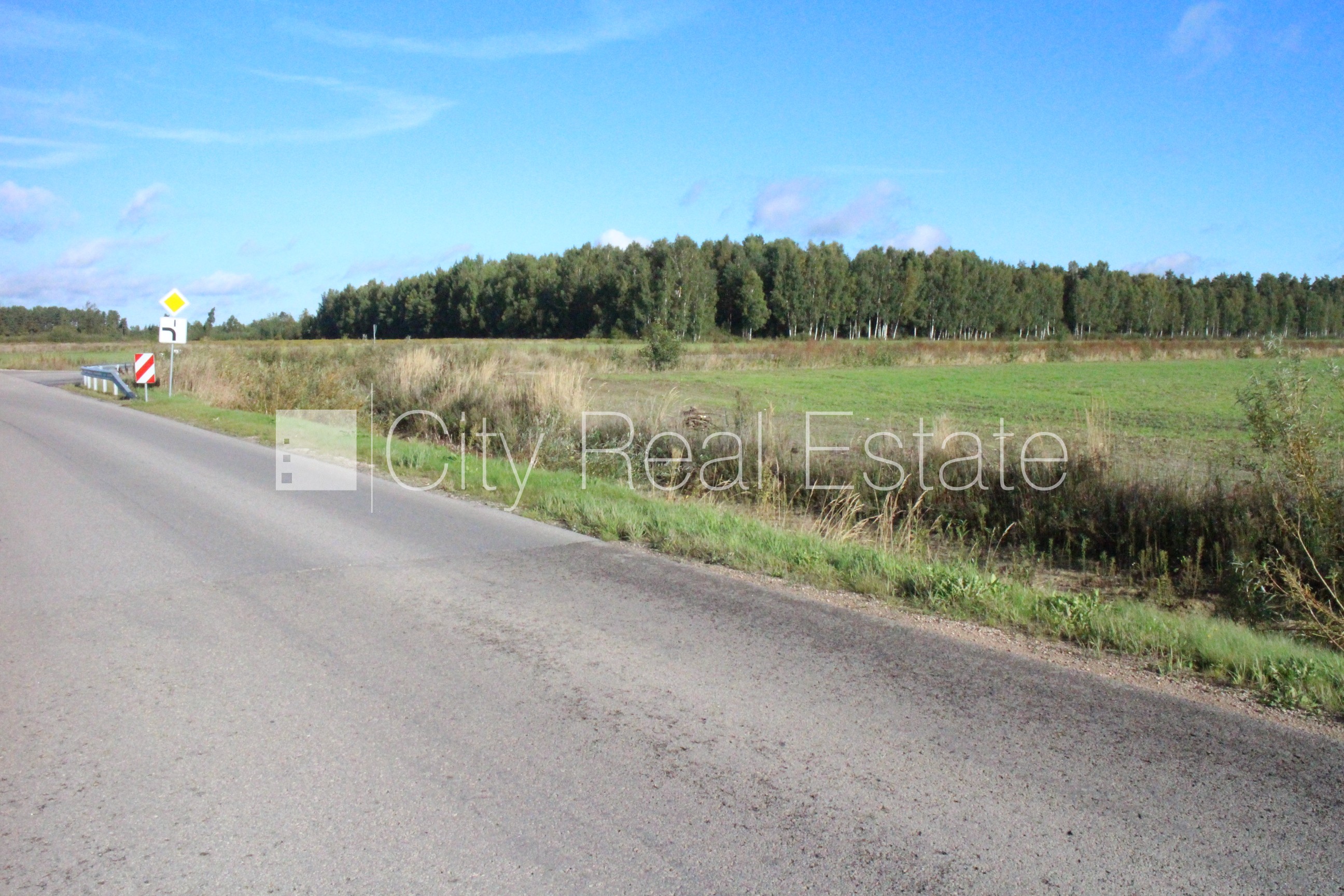 Sludinājumi. Savrupmāju retināta apbūve, iespējama mazstāvu apbūve, atļauts būvēt vienstāvu ēku, atļauts būvēt Cena: 639360 EUR Foto #6