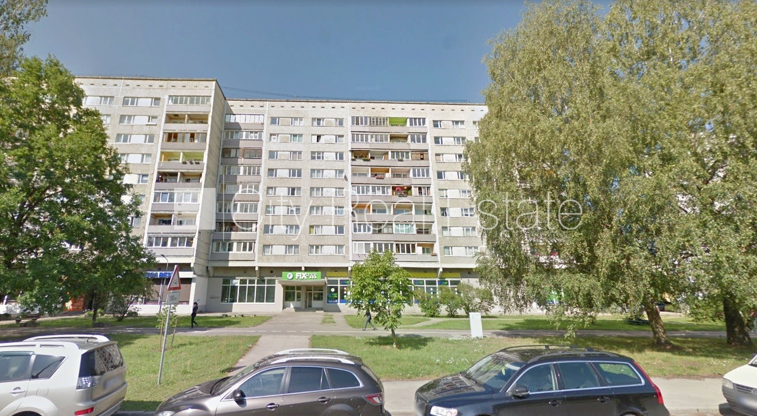 Sludinājumi. Fasādes māja, ieeja no ielas, ieeja no pagalma, logi vērsti uz ielas pusi, divas ieejas, centrālā Cena: 2364 EUR/mēn Foto #8