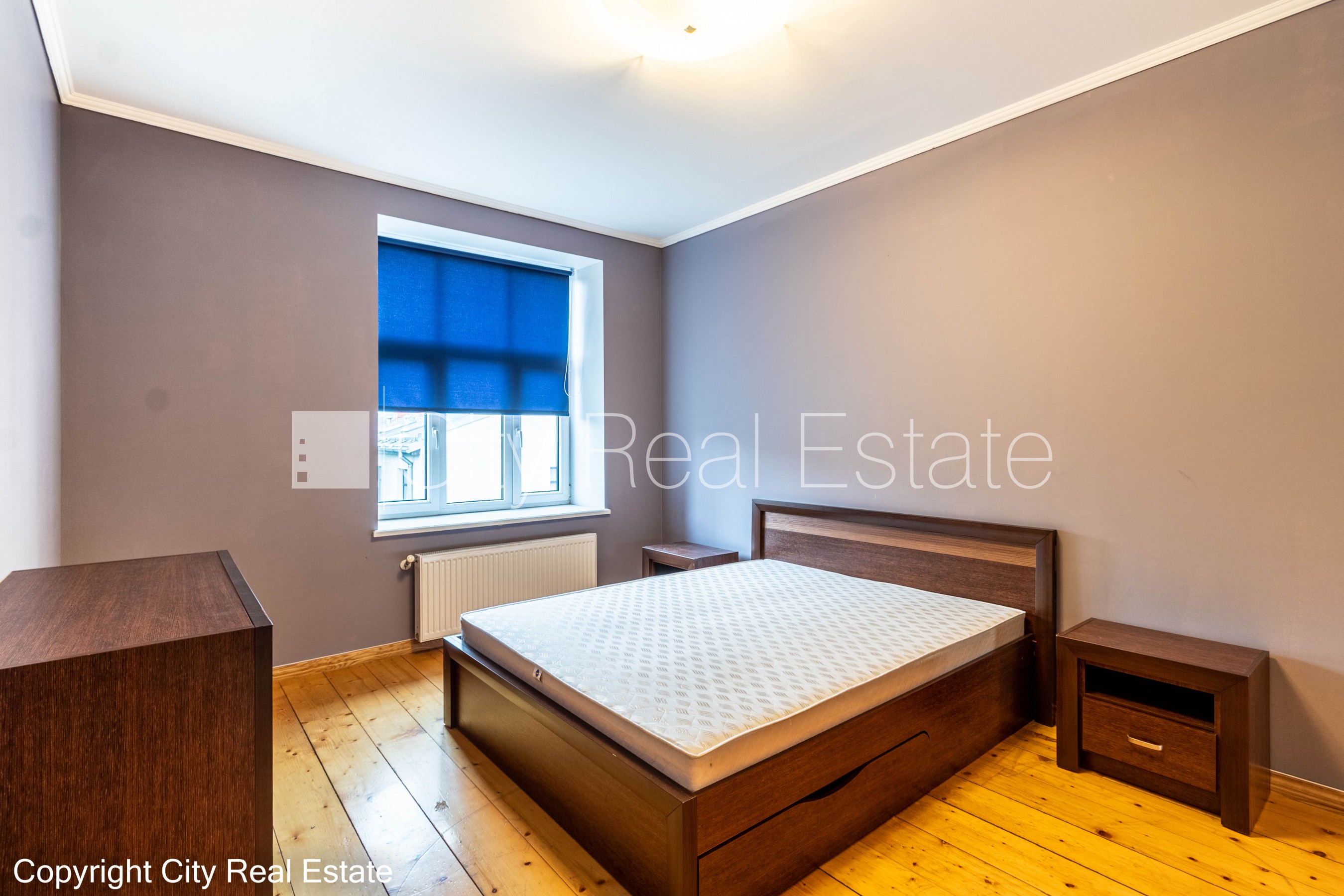 Sludinājumi. Fasādes māja, slēgts pagalms, vieta automašīnai, ieeja no ielas un pagalma, ir lifts, kāpņu telpa Cena: 170000 EUR Foto #4