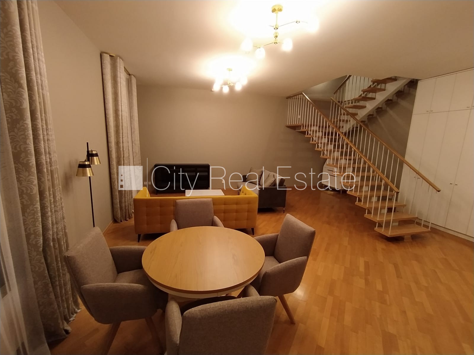 Sludinājumi. Zeme īpašumā, fasādes māja, renovēta māja, mainīts Jumta segums, ķieģeļu mūra sienas, fasāde ar Cena: 270000 EUR Foto #7