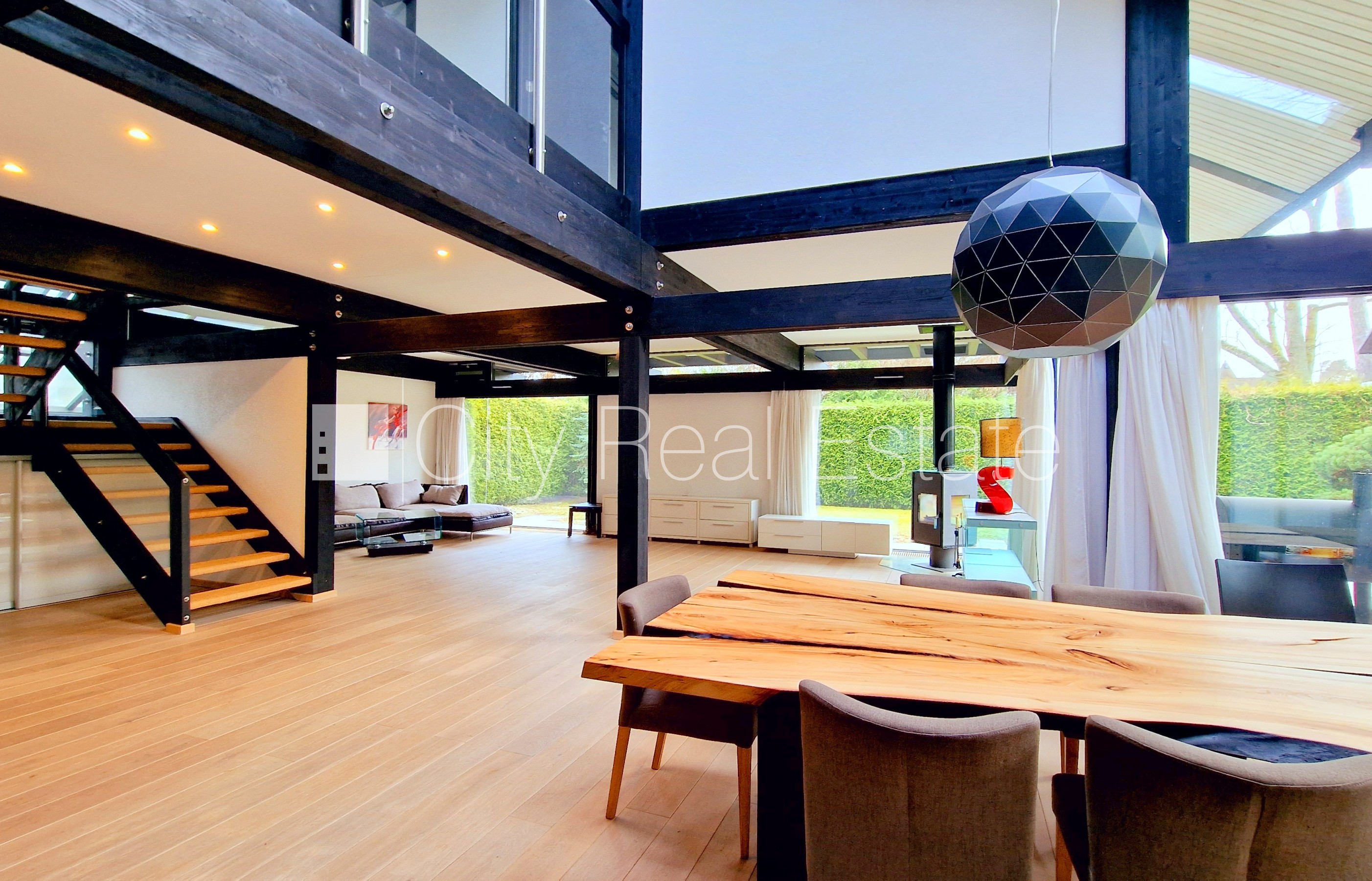 Объявление. Частный дом, новостройка, благоустроенная озеленённая территория, закрытая территория, въездные Цена: 785000 EUR Foto #3