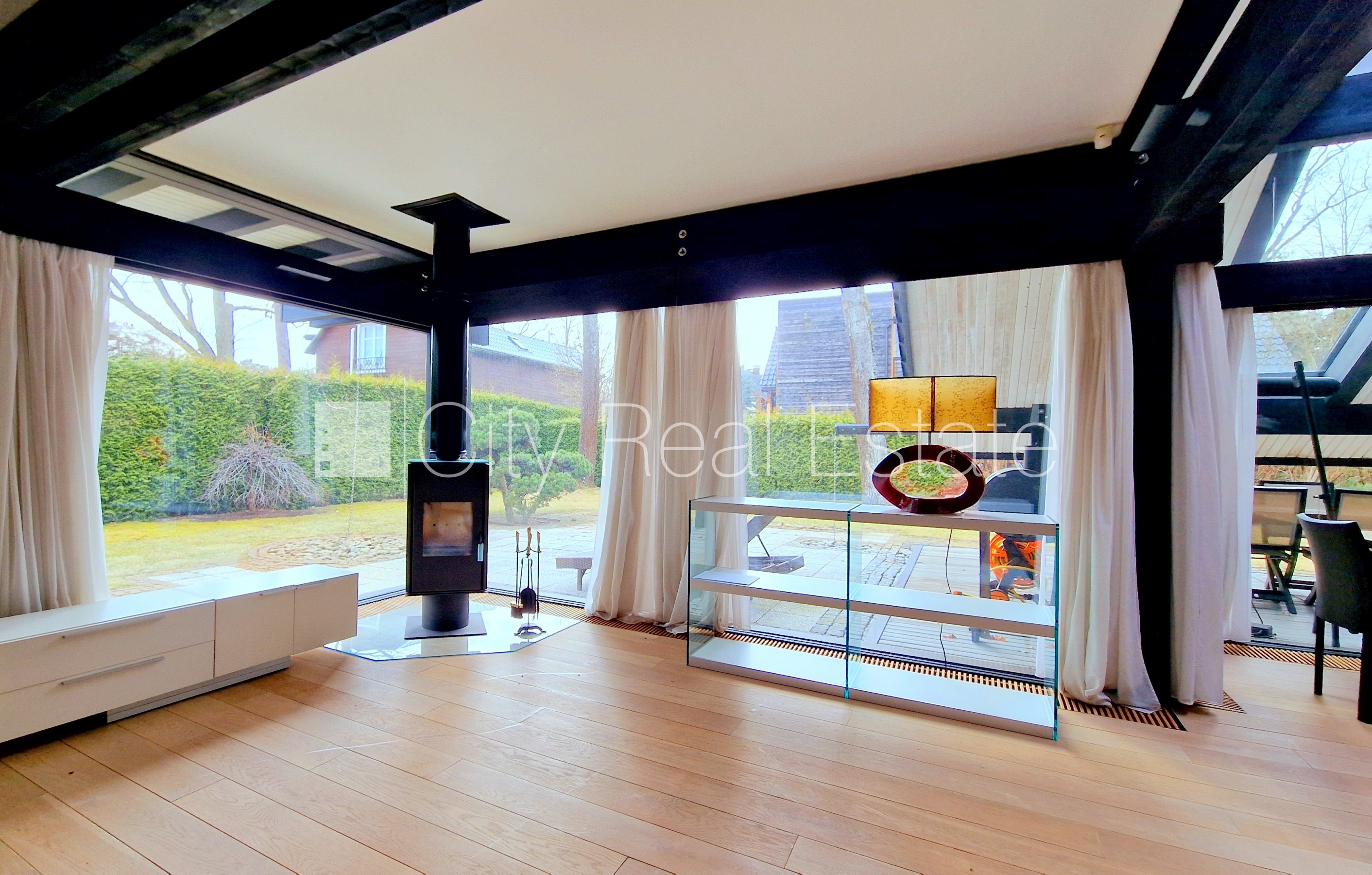 Объявление. Частный дом, новостройка, благоустроенная озеленённая территория, закрытая территория, въездные Цена: 785000 EUR Foto #7