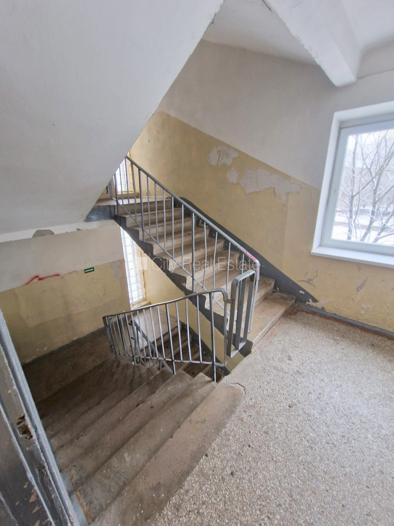 Sludinājumi. Fasādes māja, vieta automašīnai, ieeja no ielas, ir lifts, lodžija 4 m2, istaba izolēta, virtuve, Cena: 260 EUR/mēn Foto #23