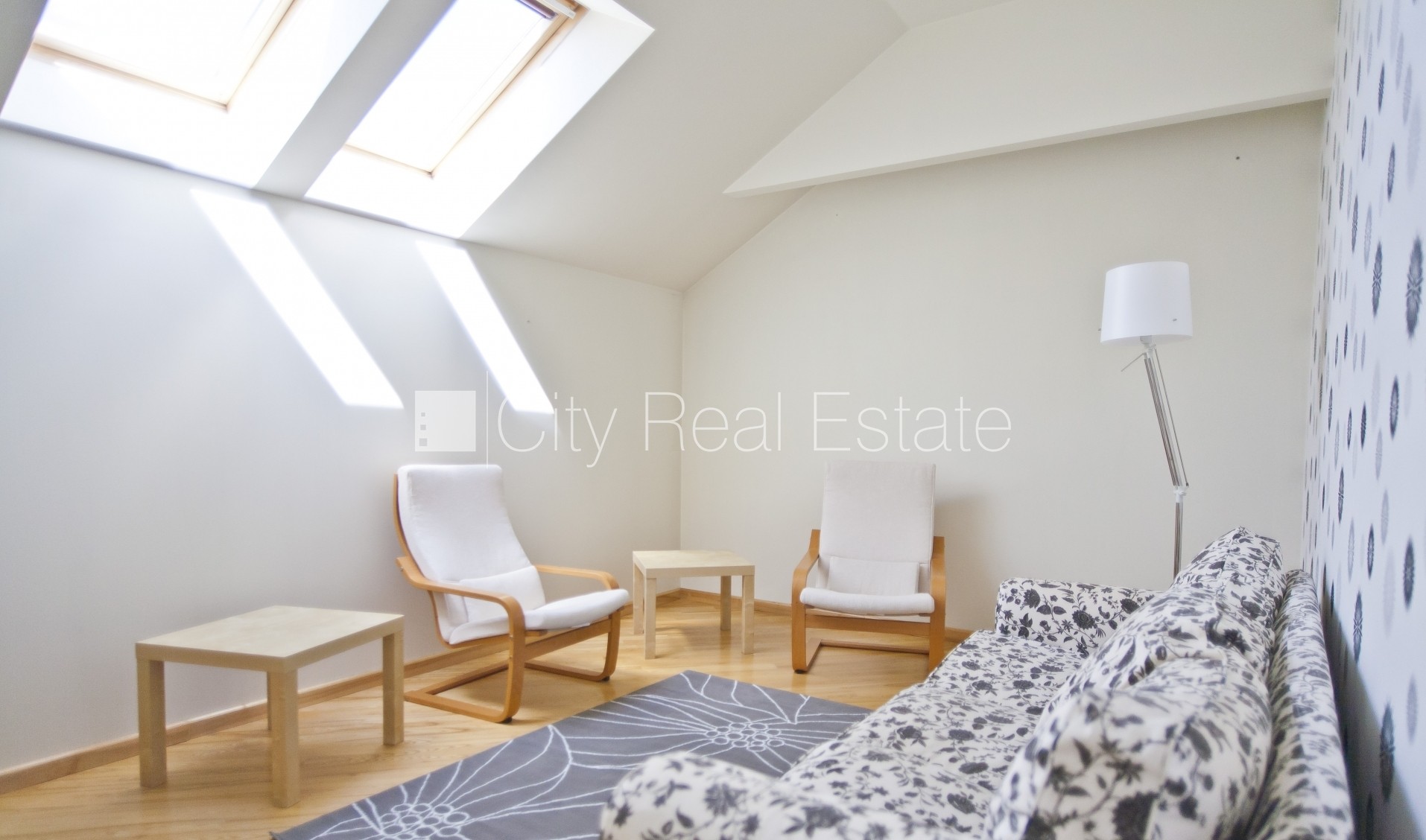 Sludinājumi. Projekts - Palisade, fasādes māja, restaurēta māja, mansards, ir lifts, kāpņu telpa pēc kapitālā Cena: 302400 EUR Foto #6