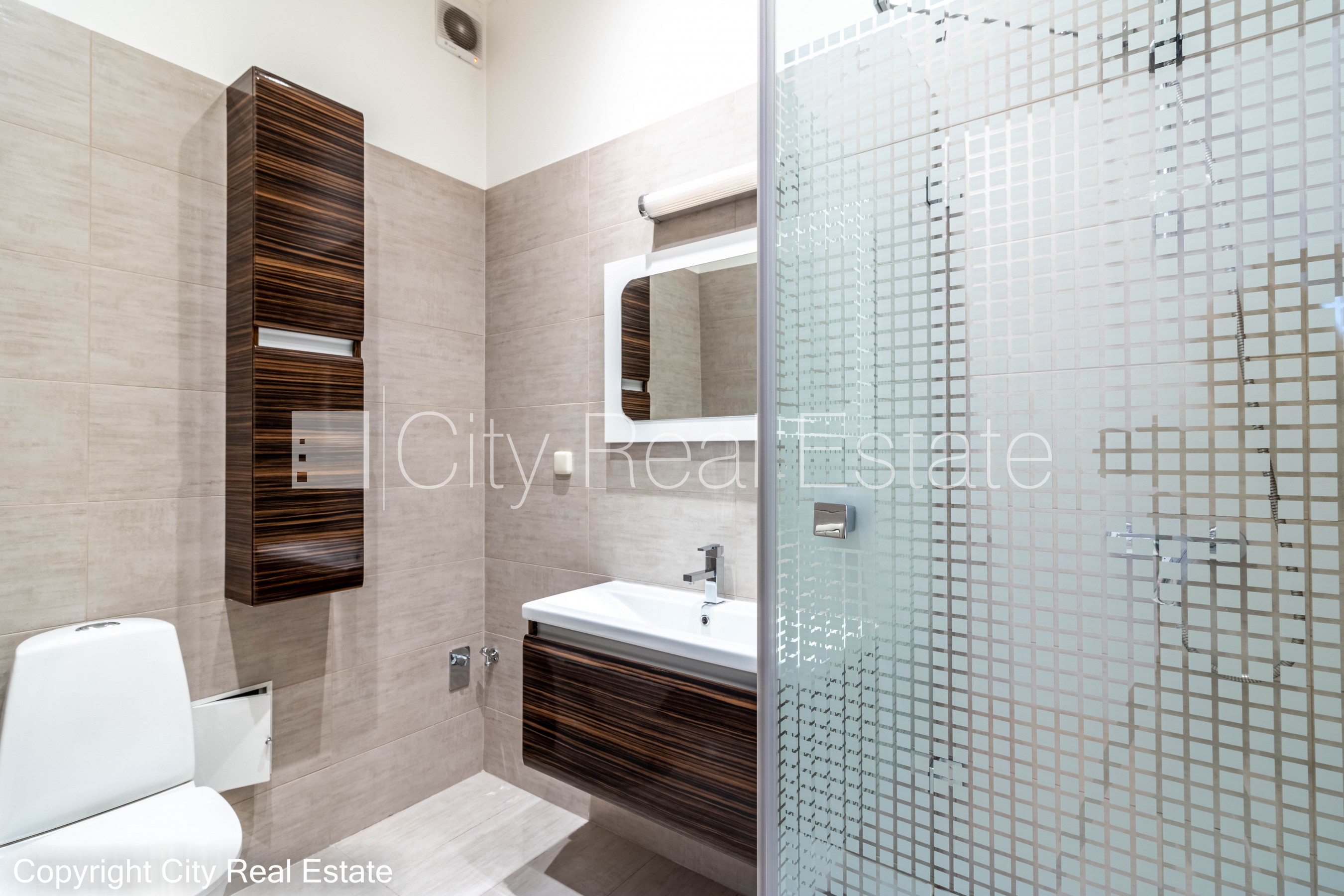 Sludinājumi. Zeme īpašumā, fasādes māja, mainīts Jumta segums, ķieģeļu mūra sienas, labiekārtots apzaļumots Cena: 155000 EUR Foto #10