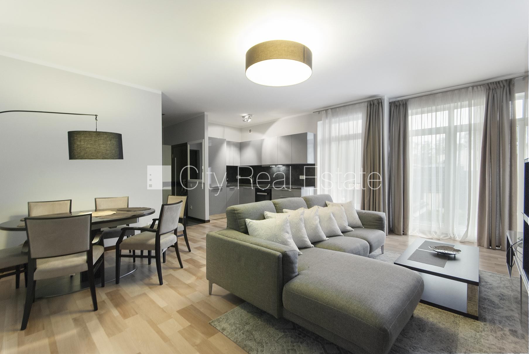 Объявление. Новостройка, благоустроенная озеленённая территория, закрытая территория, территория обнесена Цена: 275000 EUR Foto #1