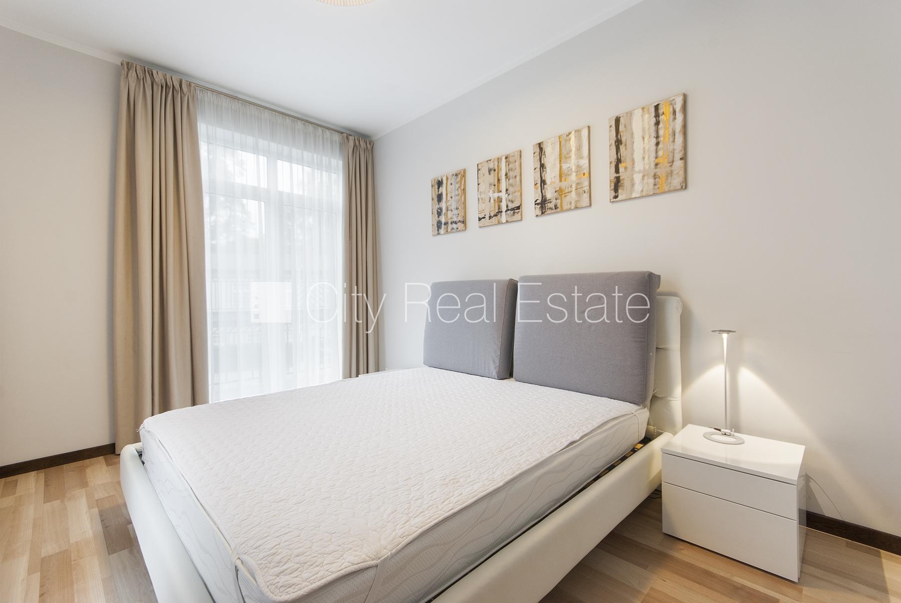 Объявление. Новостройка, благоустроенная озеленённая территория, закрытая территория, территория обнесена Цена: 275000 EUR Foto #4