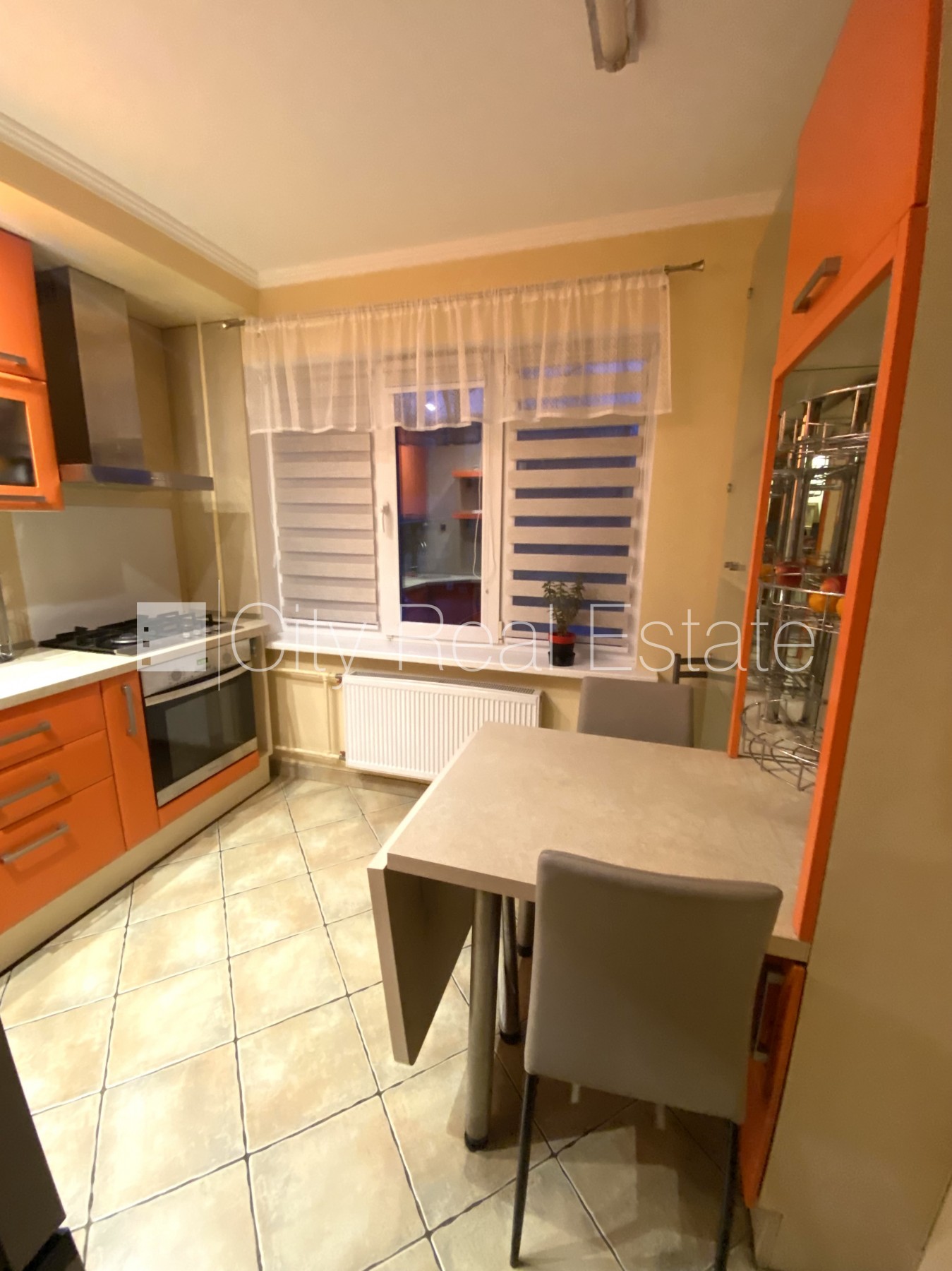 Sludinājumi. Labiekārtots apzaļumots pagalms, vieta automašīnai, iestiklota lodžija, guļamistabu skaits 2 gab., Cena: 420 EUR/mēn Foto #10