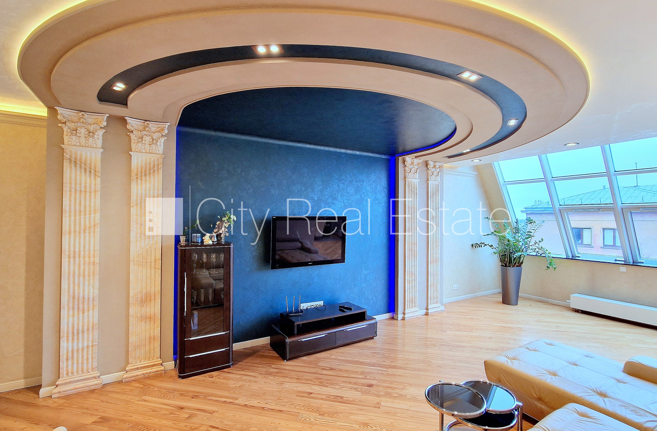 Sludinājumi. Projekts - Centra Nams, jaunceltne, labiekārtota apzaļumota teritorija, slēgts pagalms, vieta Cena: 265000 EUR Foto #3