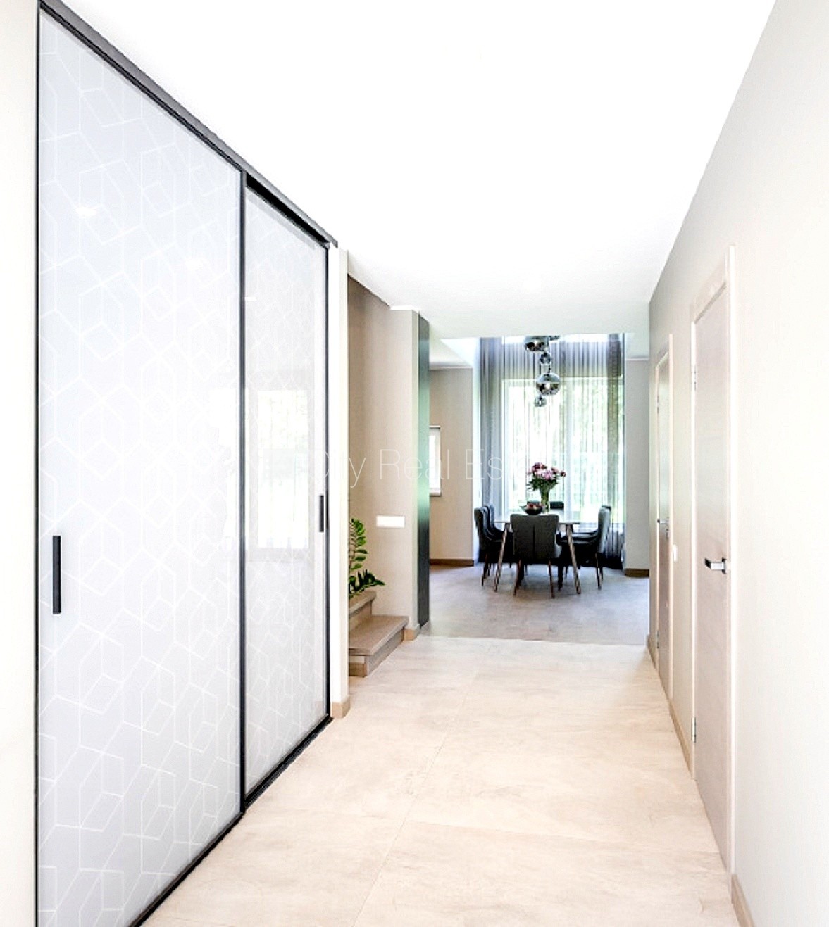 Объявление. Таунхаус, новостройка, благоустроенная озеленённая территория, подъездная дорога покрыта брущаткoй, Цена: 2500 EUR/мес. Foto #21