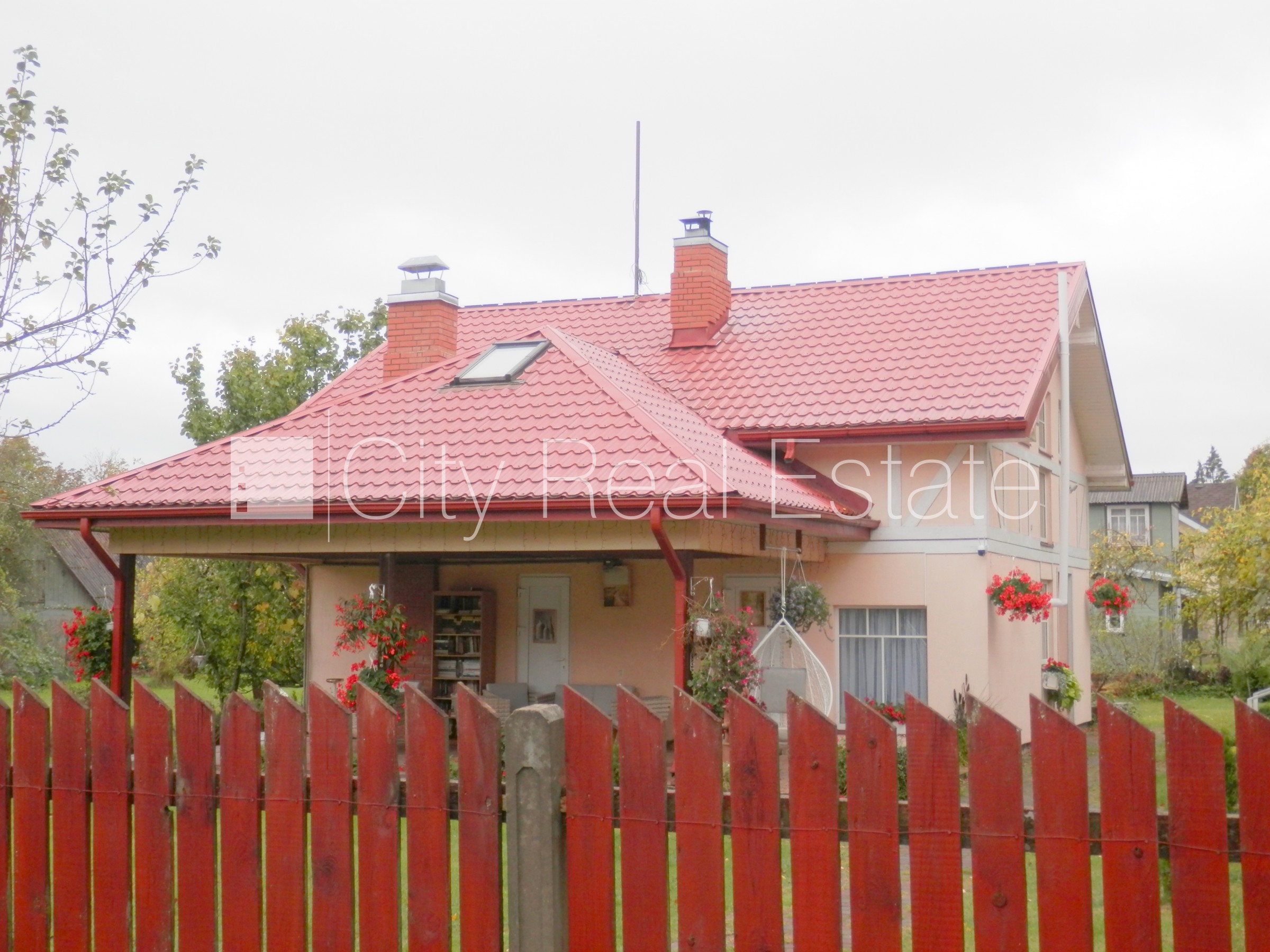 Sludinājumi. Jaunceltne, labiekārtota apzaļumota teritorija, slēgta teritorija, teritorijas iebrauktuves vārti Cena: 299000 EUR Foto #9