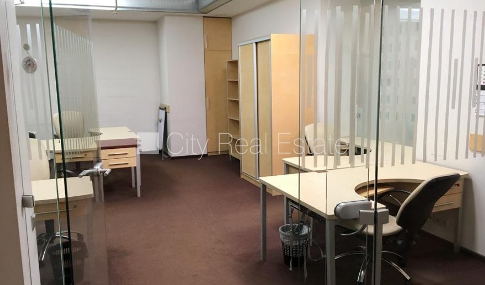 Sludinājumi. Jaunceltne, vieta automašīnai, ieeja no ielas, kāpņu telpa pēc kapitālā remonta, balkons, virtuve, Cena: 119000 EUR Foto #4