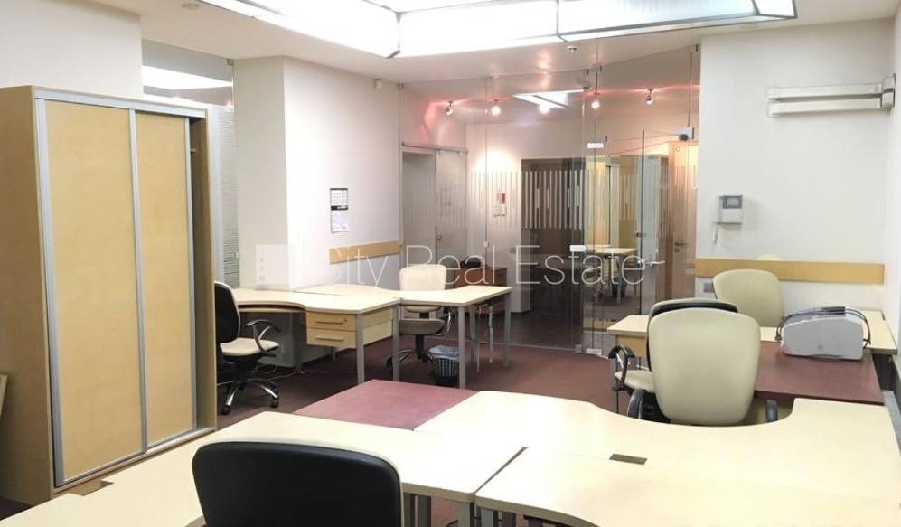 Sludinājumi. Jaunceltne, vieta automašīnai, ieeja no ielas, kāpņu telpa pēc kapitālā remonta, balkons, virtuve, Cena: 119000 EUR Foto #5