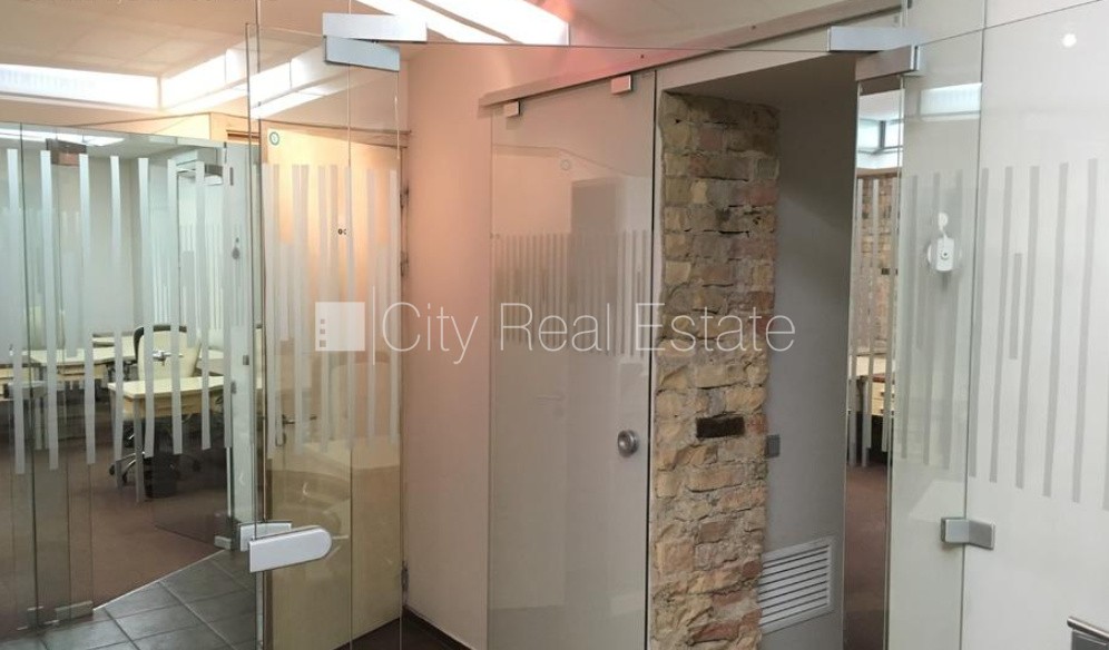 Sludinājumi. Jaunceltne, vieta automašīnai, ieeja no ielas, kāpņu telpa pēc kapitālā remonta, balkons, virtuve, Cena: 119000 EUR Foto #2