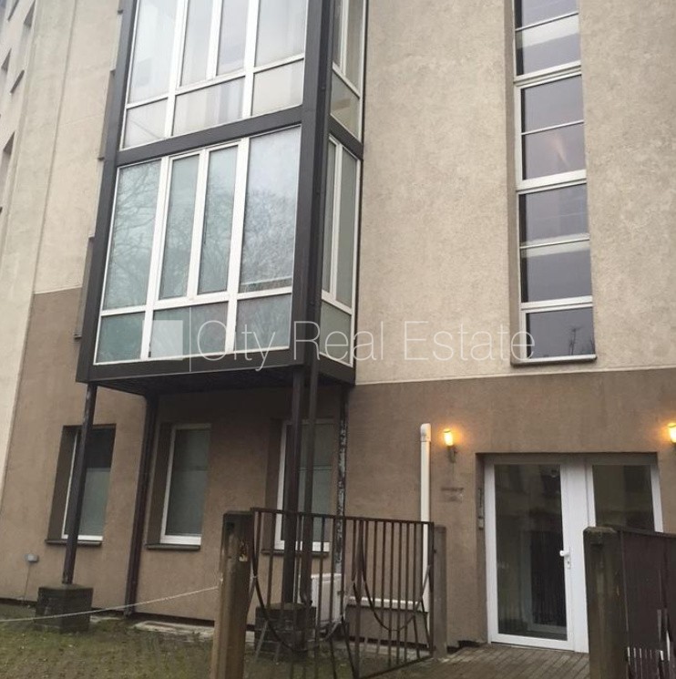 Sludinājumi. Jaunceltne, vieta automašīnai, ieeja no ielas, kāpņu telpa pēc kapitālā remonta, balkons, virtuve, Cena: 119000 EUR Foto #15