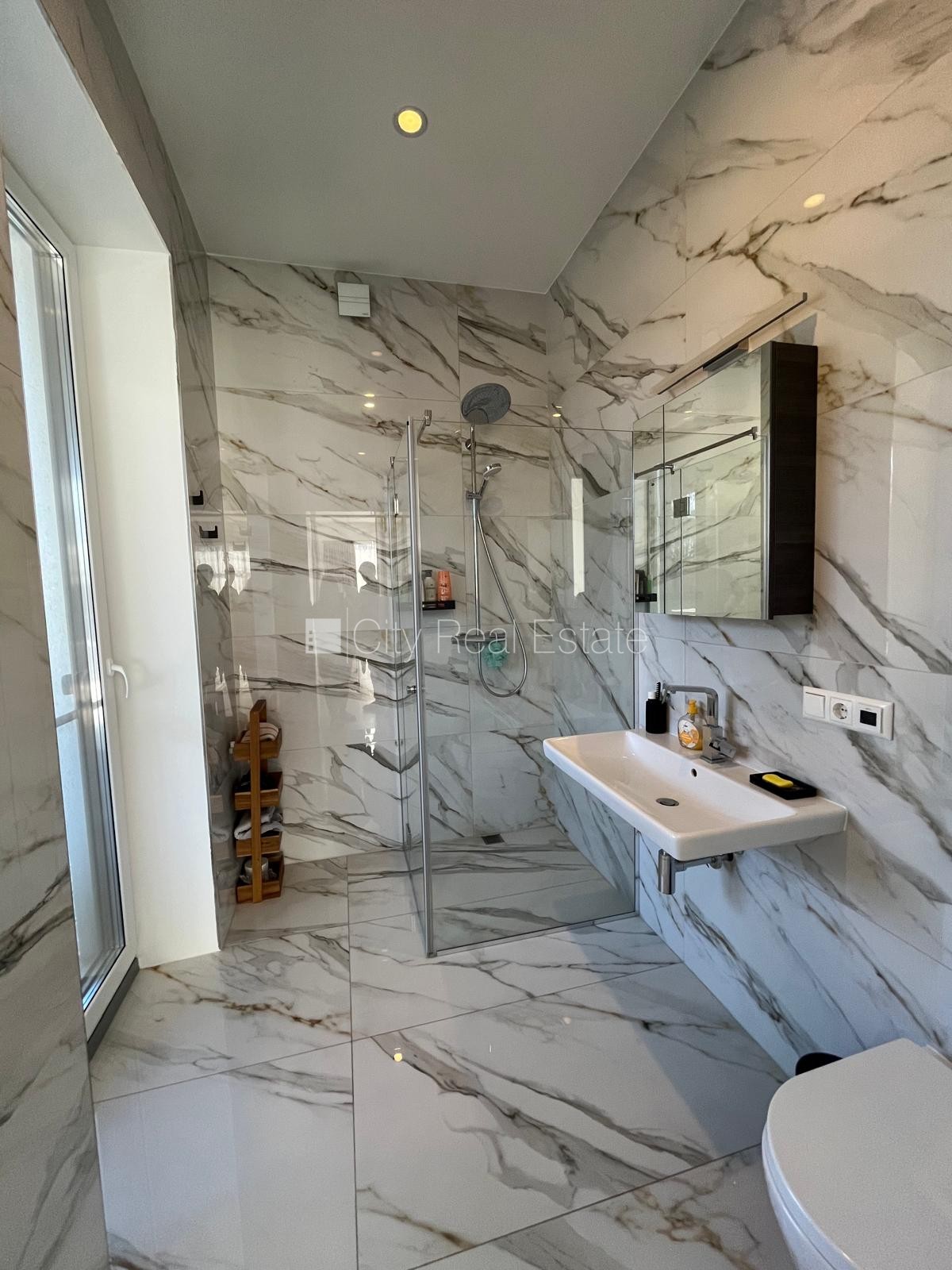 Sludinājumi. Zeme īpašumā, jaunceltne, dzīvokļu skaits ēkā  14 gab., dzelzsbetona starp stāvu pārsegumi, Cena: 540000 EUR Foto #12