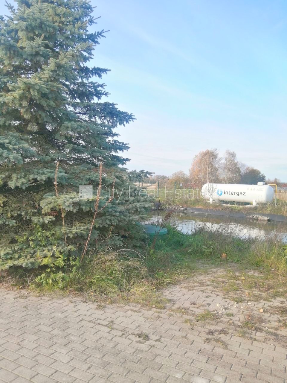 Sludinājumi. Slēgta teritorija, iebrauktuves vārtu augstums 6 m, vieta vairākām automašīnām, kabinets 4 gab., Cena: 5748 EUR/mēn Foto #25