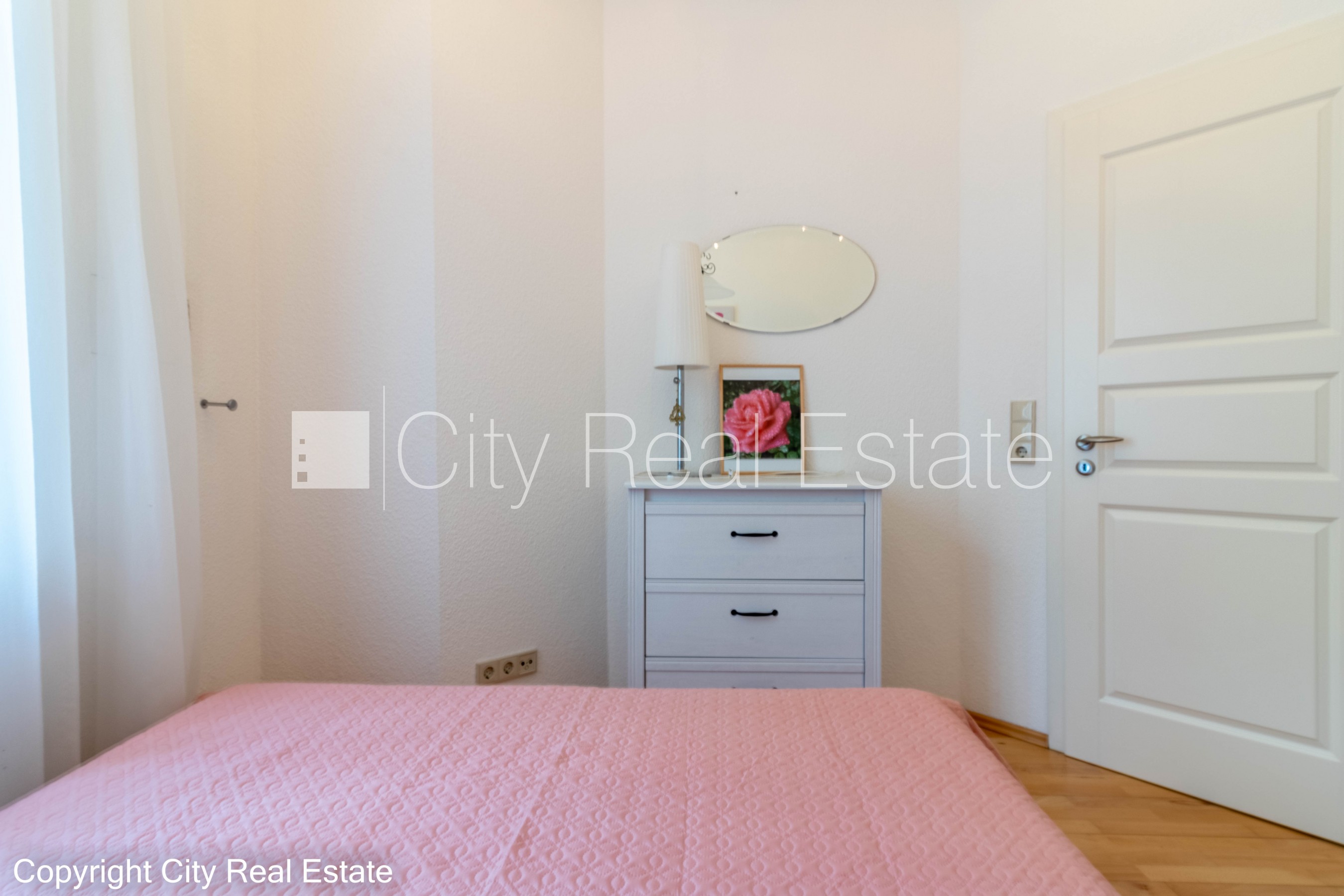 Sludinājumi. Projekts - Vīlandes Nams, ieeja no ielas, ir lifts, guļamistabu skaits 1 gab., studio tipa, virtuve Cena: 700 EUR/mēn Foto #8