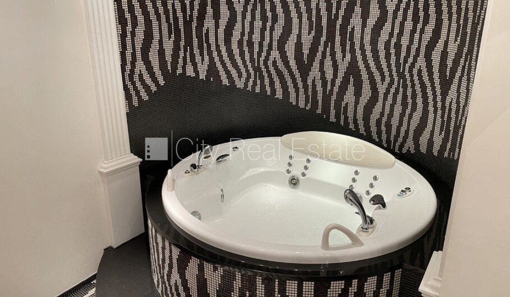 Sludinājumi. Jaunceltne, labiekārtota apzaļumota teritorija, vieta vairākām automašīnām, luksuss apartamenti  Cena: 335000 EUR Foto #9