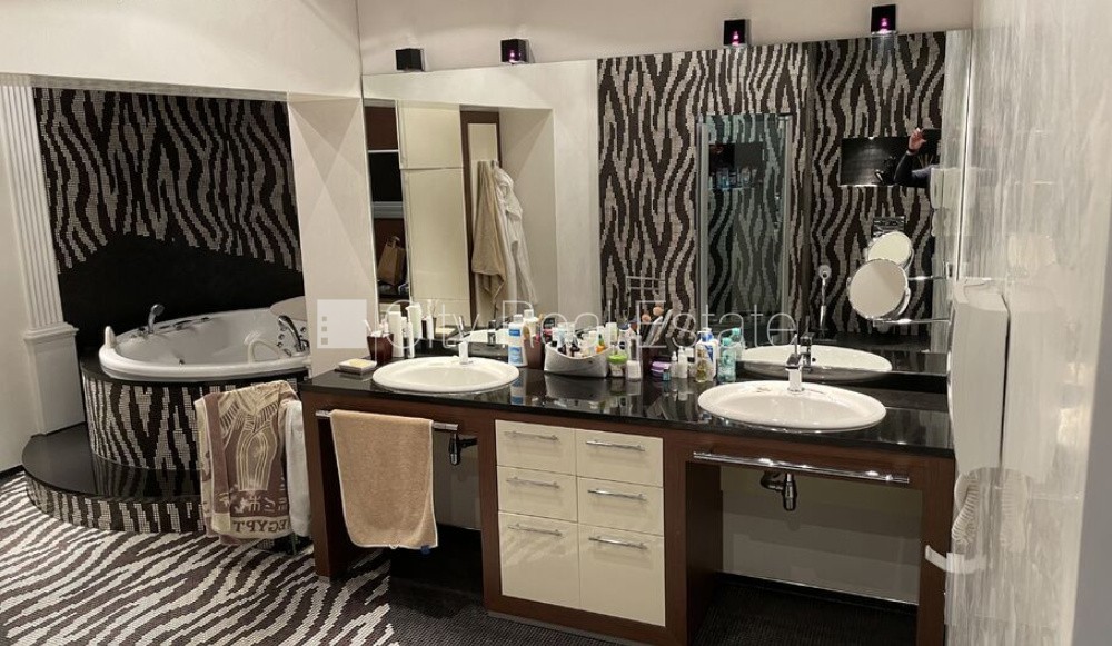 Sludinājumi. Jaunceltne, labiekārtota apzaļumota teritorija, vieta vairākām automašīnām, luksuss apartamenti  Cena: 335000 EUR Foto #10