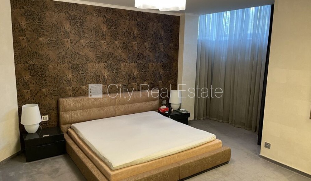 Sludinājumi. Jaunceltne, labiekārtota apzaļumota teritorija, vieta vairākām automašīnām, luksuss apartamenti  Cena: 335000 EUR Foto #11