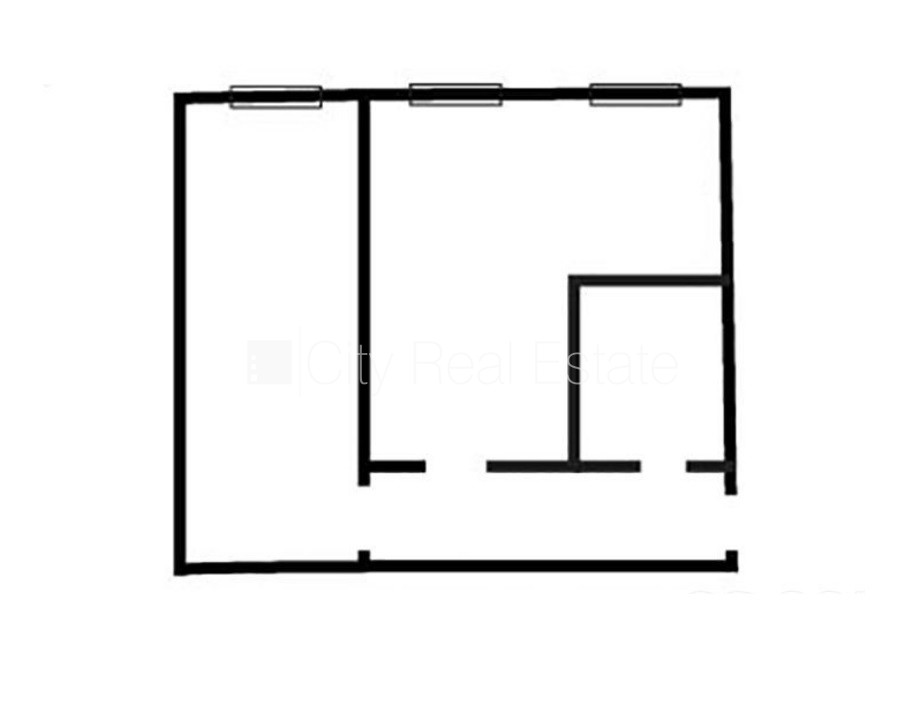 Sludinājumi. Pagalma ēka, slēgts pagalms, ieeja no pagalma, kāpņu telpa pēc kosmētiskā remonta, logi vērsti uz Cena: 360 EUR/mēn Foto #11