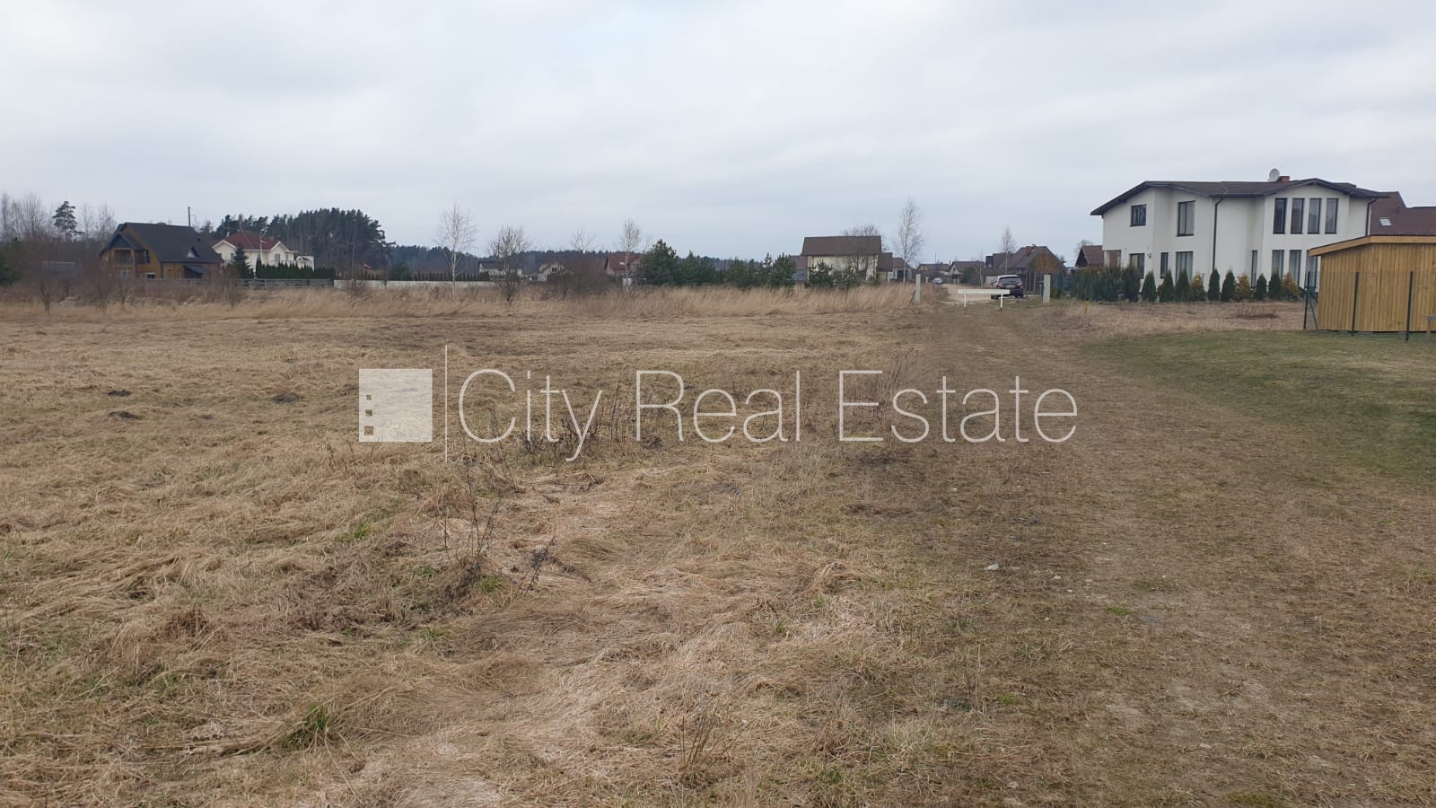 Sludinājumi. Savrupmāju retināta apbūve, iespējama mazstāvu apbūve, atļauts būvēt vienstāvu ēku, atļauts būvēt Cena: 55000 EUR Foto #1