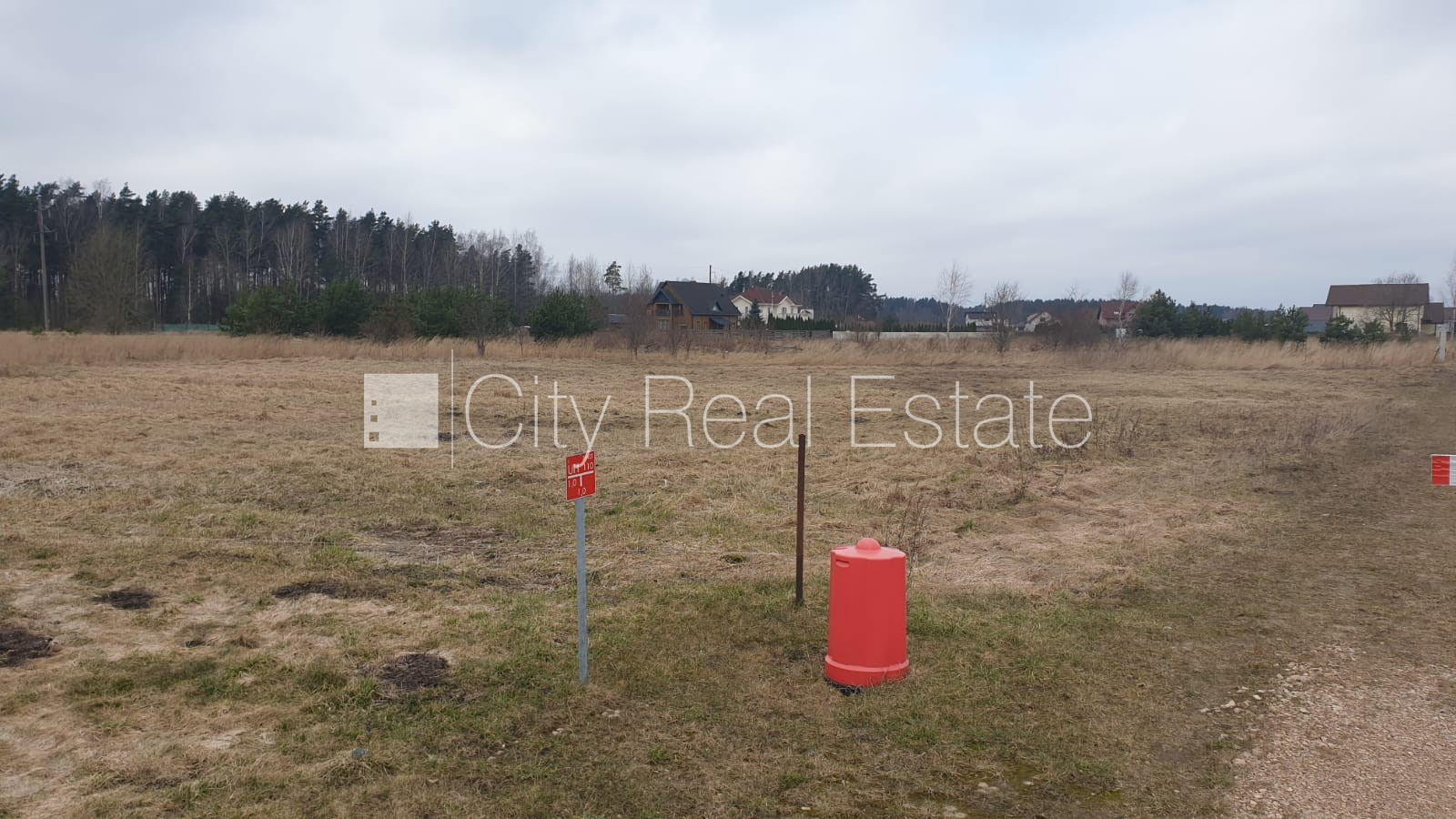 Sludinājumi. Savrupmāju retināta apbūve, iespējama mazstāvu apbūve, atļauts būvēt vienstāvu ēku, atļauts būvēt Cena: 55000 EUR Foto #10