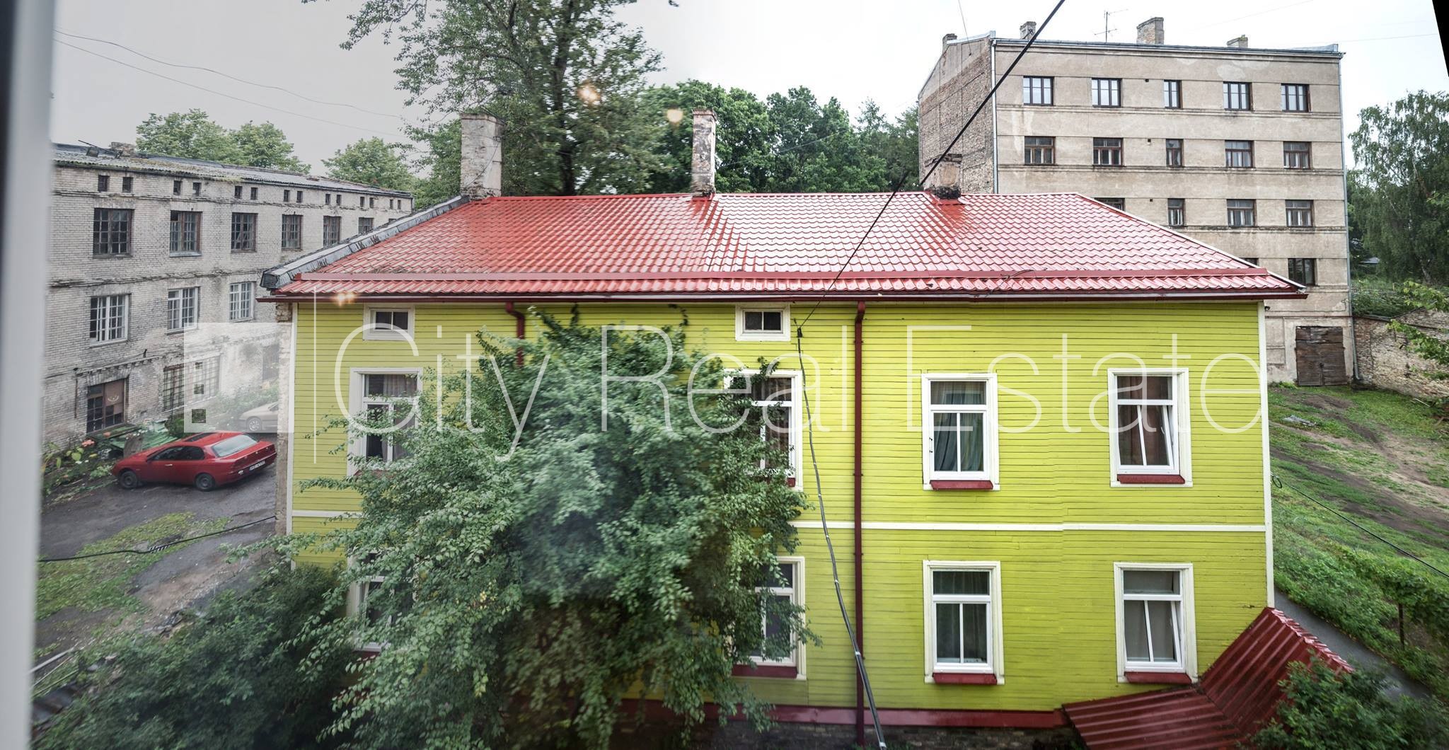 Объявление. Здание во дворе, реновированный дом, благоустроенная озеленённая территория, закрытый двор, Цена: 340 EUR/мес. Foto #10