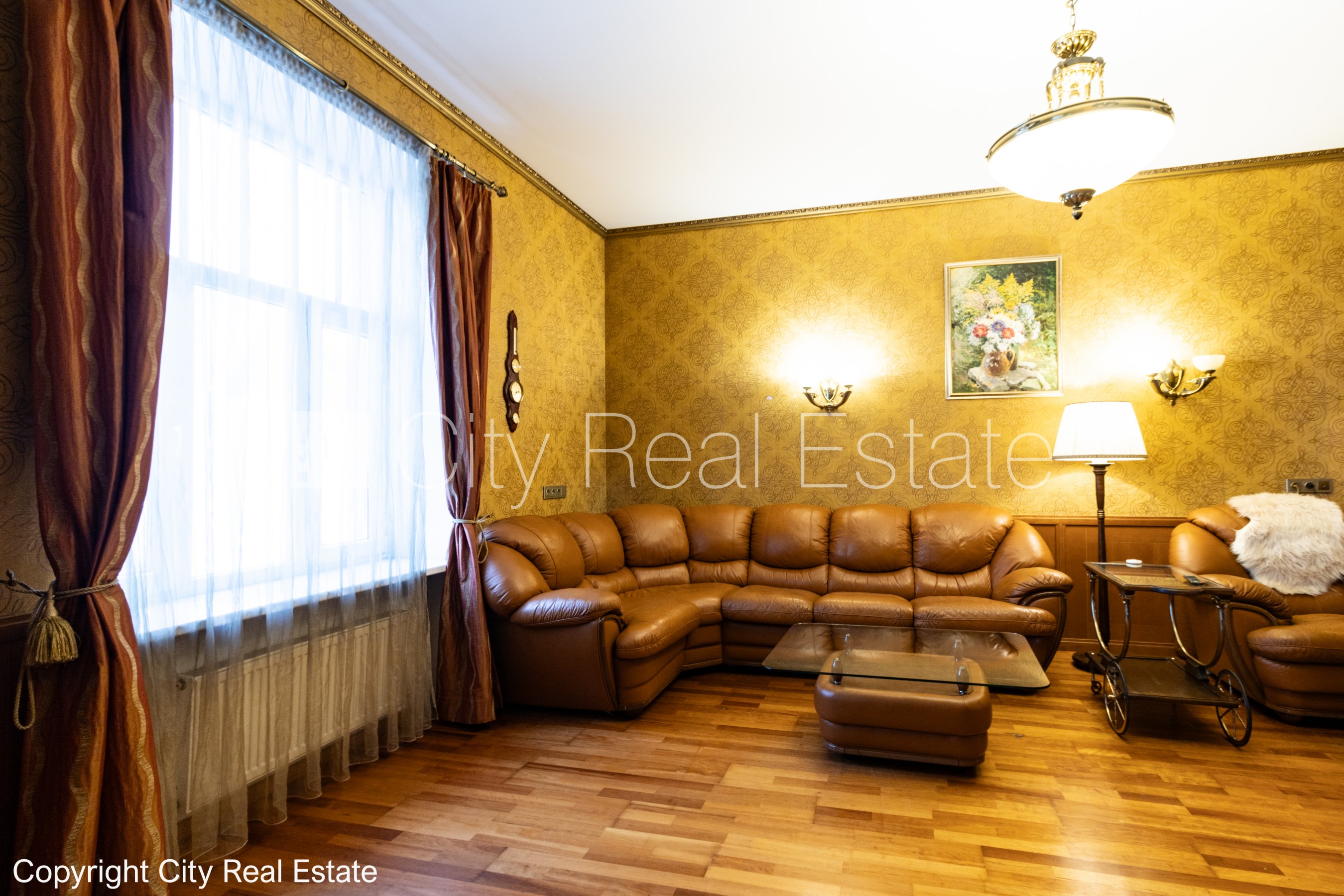 Sludinājumi. Renovēta māja, maksas stāvvieta, ir lifts, guļamistabu skaits 1 gab., viesistaba, viena istaba Cena: 210000 EUR Foto #4