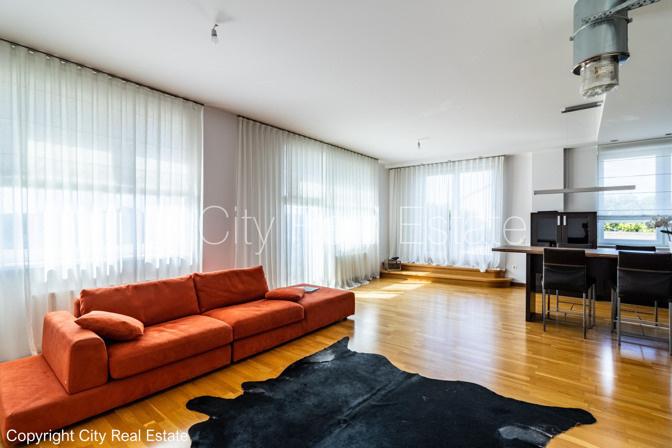 Sludinājumi. Projekts - Ligzdu Parks, jaunceltne, par terases platību apsaimniekošanas maksa nav jāmaksā, zaļā Cena: 1500 EUR/mēn Foto #1