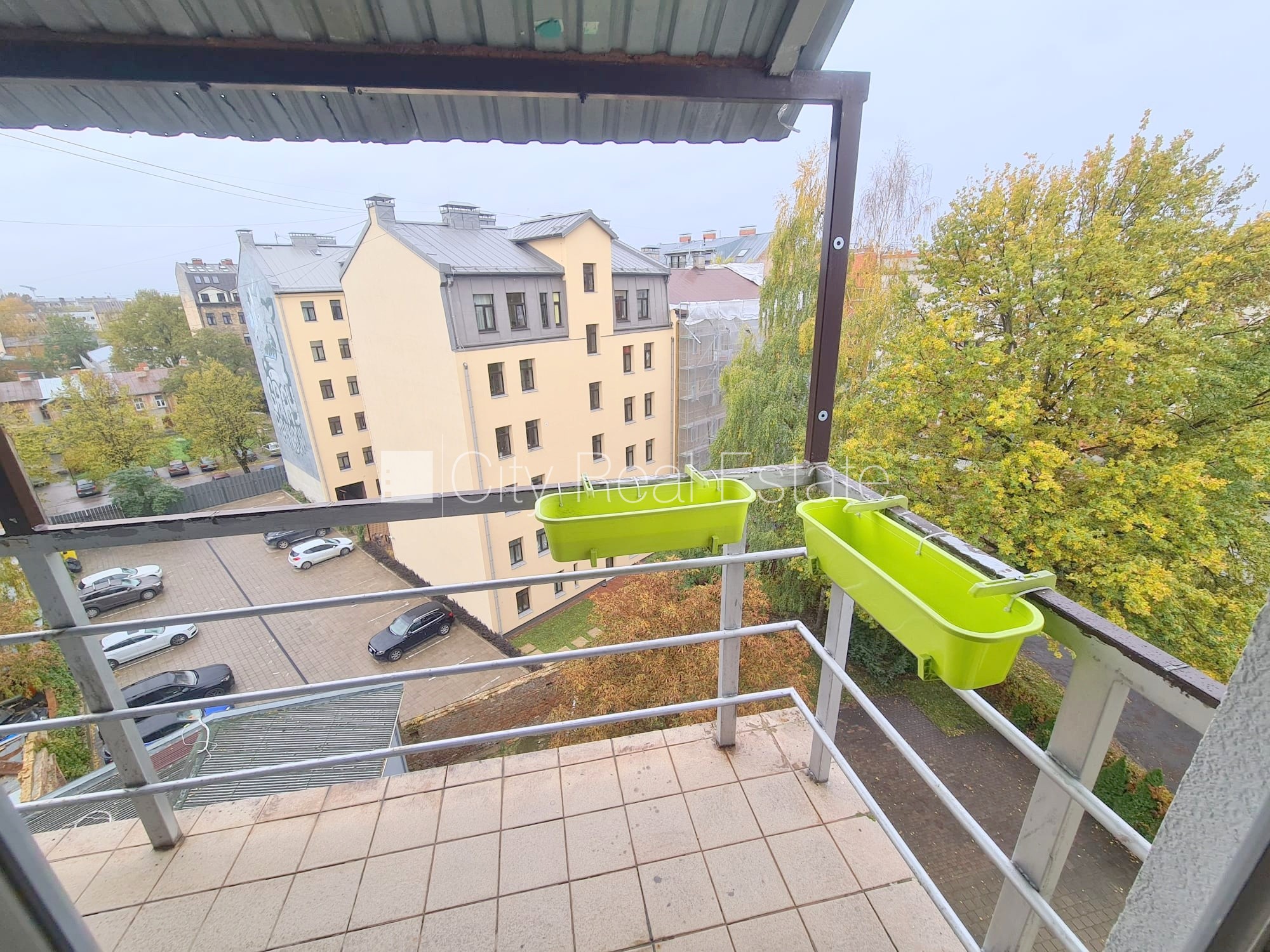 Sludinājumi. Fasādes māja, renovēta māja, ieeja no ielas, ir lifts, kāpņu telpa pēc kapitālā remonta, balkons, Cena: 350 EUR/mēn Foto #7