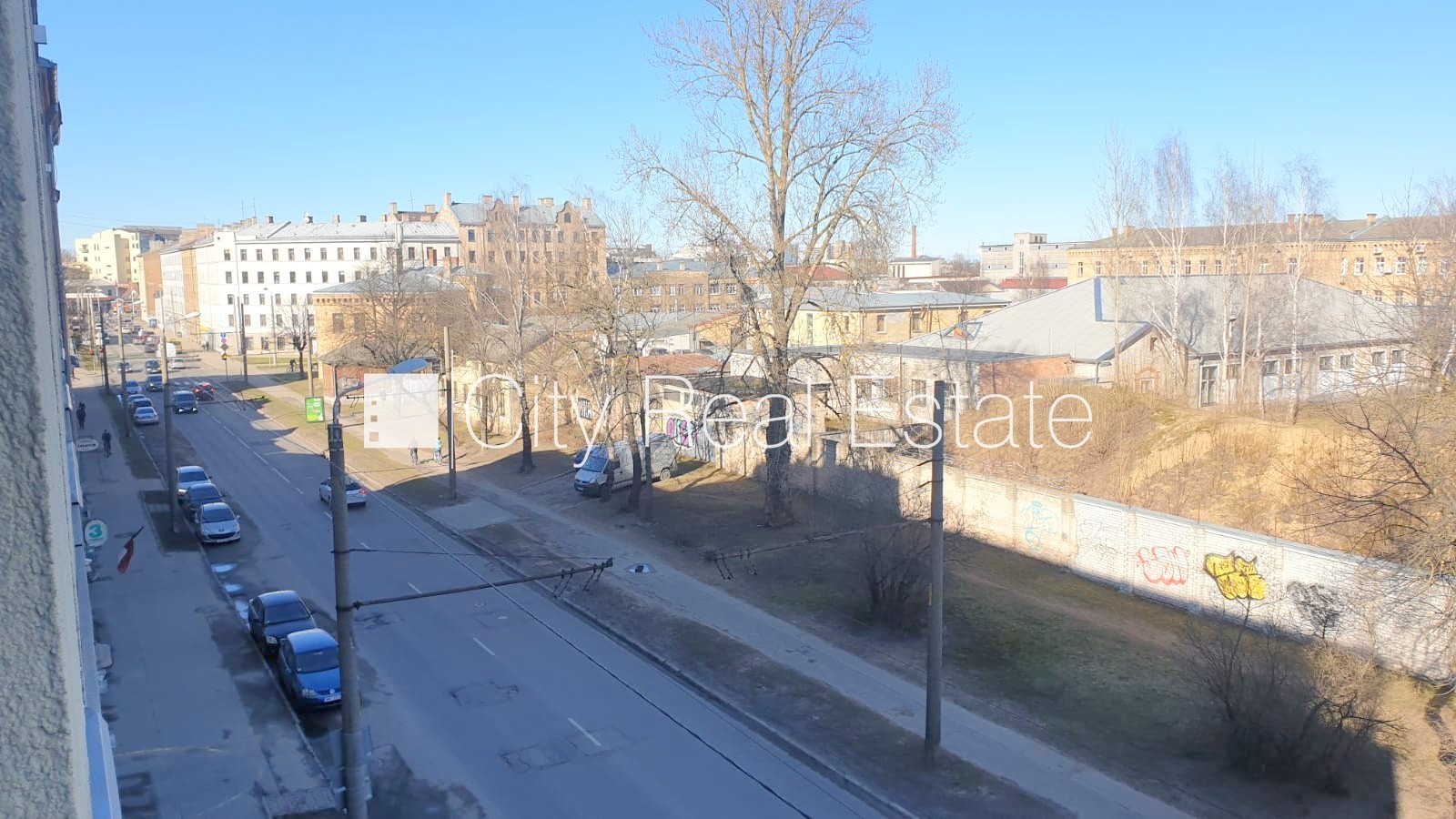 Объявление. Фасадный дом, реновированный дом, вход с улицы, лифт, лестничная клетка после капитального ремонта, Цена: 300 EUR/мес. Foto #5