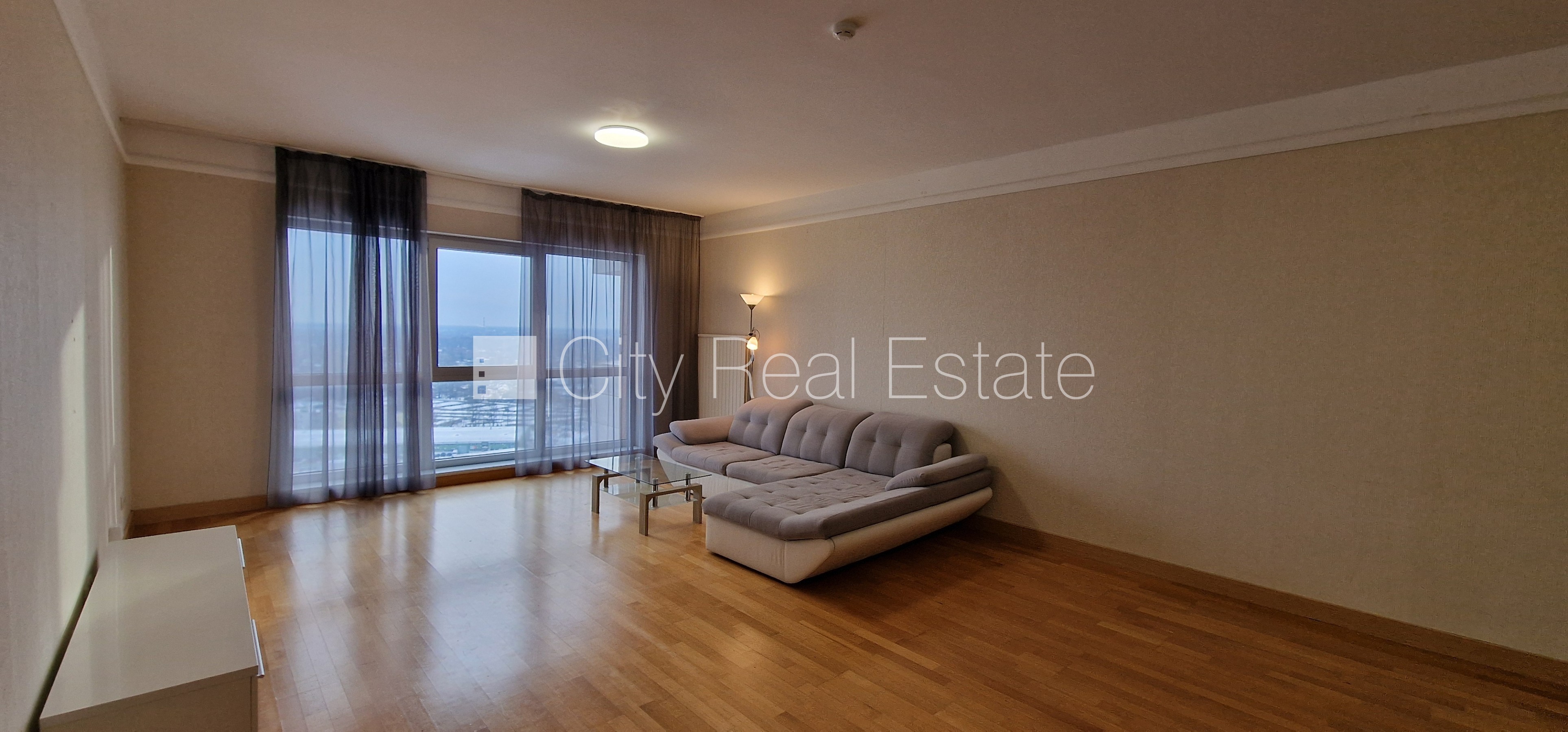 Sludinājumi. Projekts - Panorama Plaza, jaunceltne, labiekārtota apzaļumota teritorija, slēgts pagalms, Cena: 850 EUR/mēn Foto #1