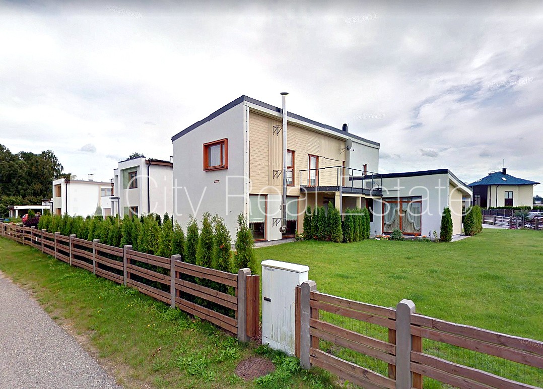 Sludinājumi. Privātmāja, jaunceltne, labiekārtota apzaļumota teritorija 1100 m2, bruģēts piebraucamais ceļš, Cena: 1600 EUR/mēn Foto #4