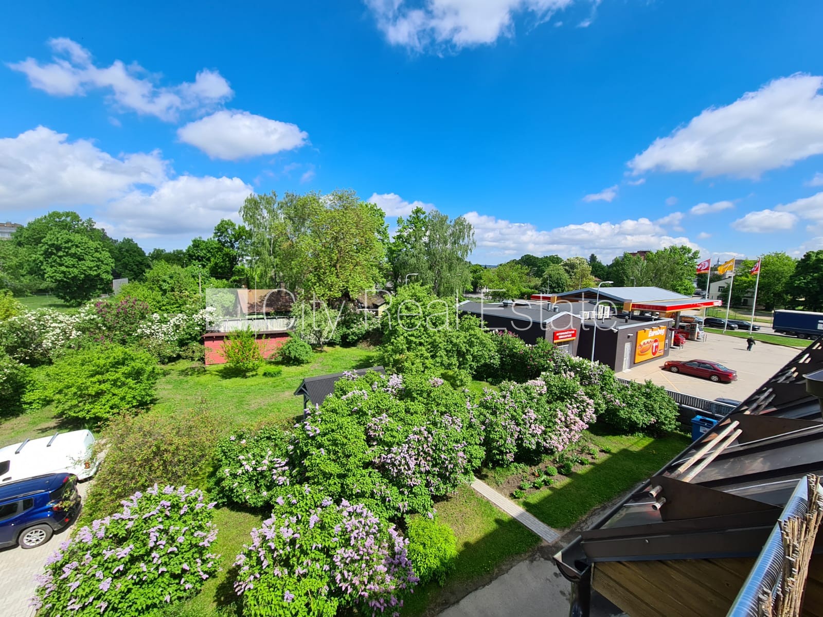 Sludinājumi. Namīpašums, restaurēta māja, labiekārtots apzaļumots pagalms, slēgta teritorija, iespēja nomāt Cena: 550 EUR/mēn Foto #12