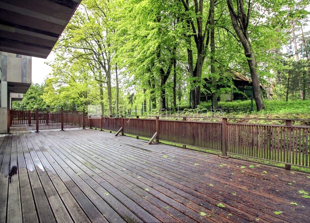 Sludinājumi. Zeme īpašumā, jaunceltne, labiekārtota apzaļumota teritorija, bruģēts piebraucamais ceļš, Cena: 340000 EUR Foto #2