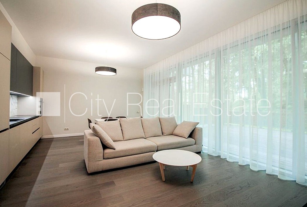 Sludinājumi. Zeme īpašumā, jaunceltne, labiekārtota apzaļumota teritorija, bruģēts piebraucamais ceļš, Cena: 340000 EUR Foto #4