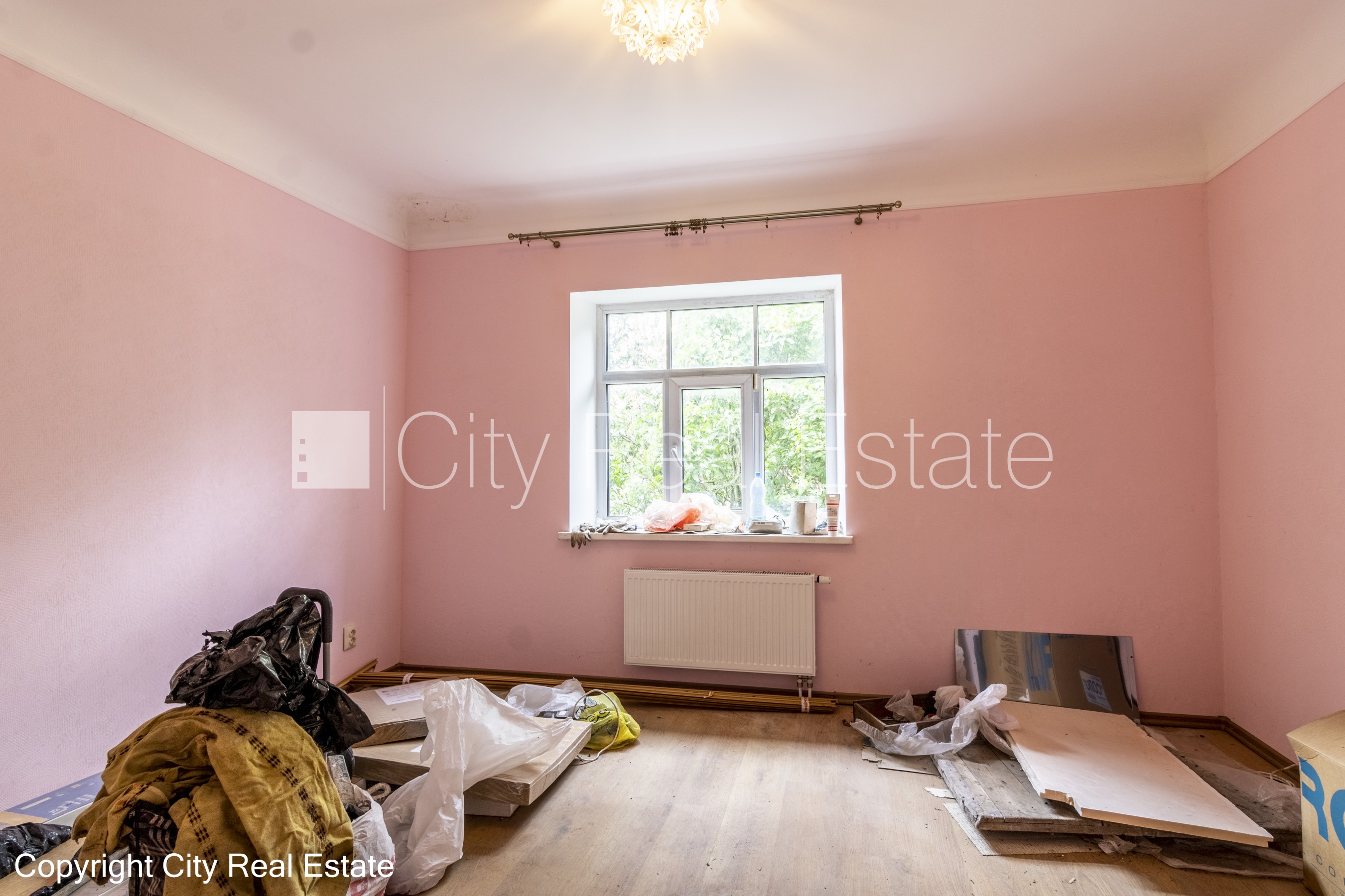 Sludinājumi. Privātmāja, fasādes māja, renovēta māja, slēgts pagalms, iežogota teritorija, radiatori ar Cena: 160000 EUR Foto #10