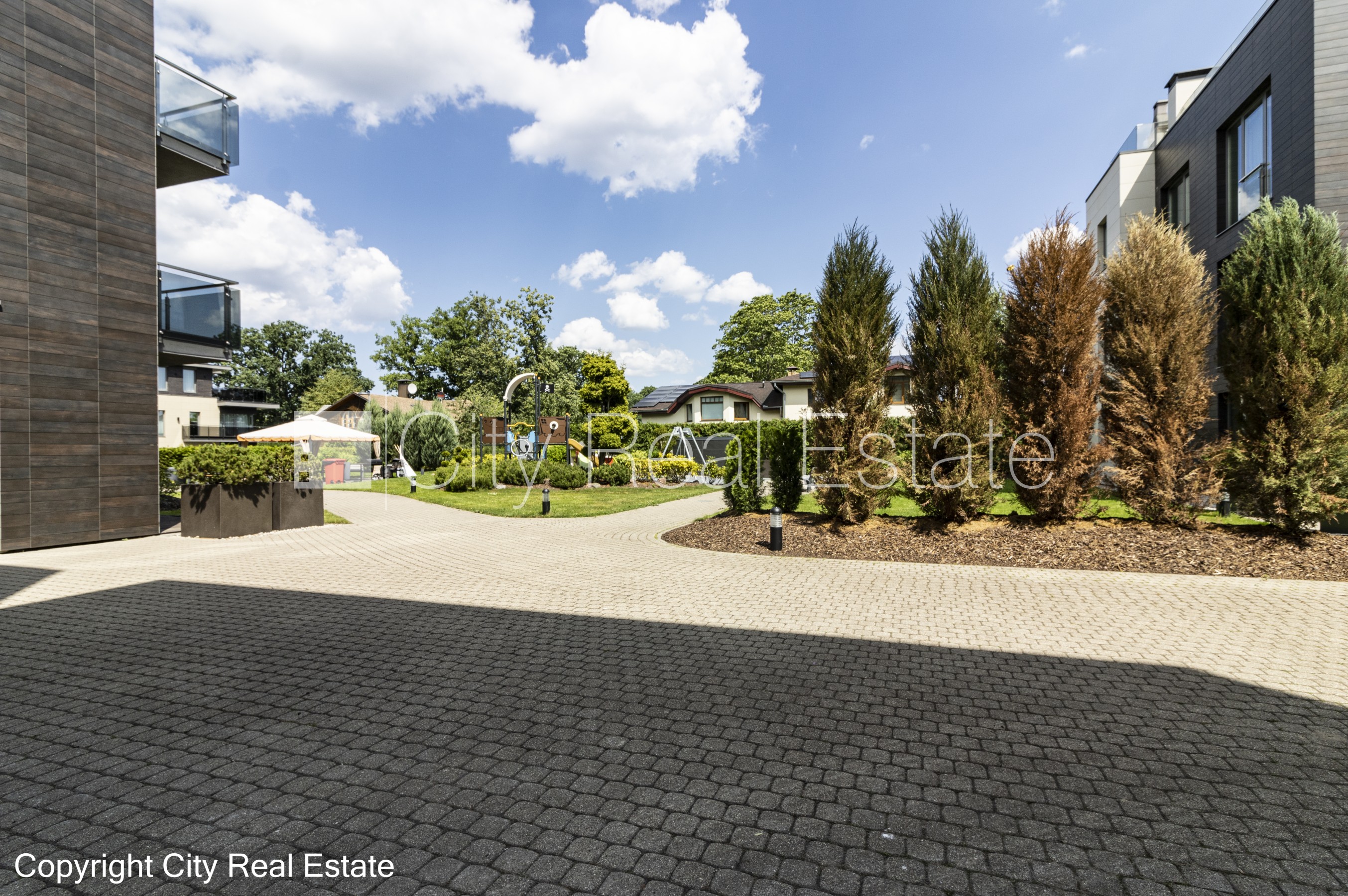 Sludinājumi. Šo dzīvokli izīrē pa diennaktīm (īstermiņa īre), īres cena sludinājumā norādīta par vienu diennakts Cena: 300 EUR/mēn Foto #23