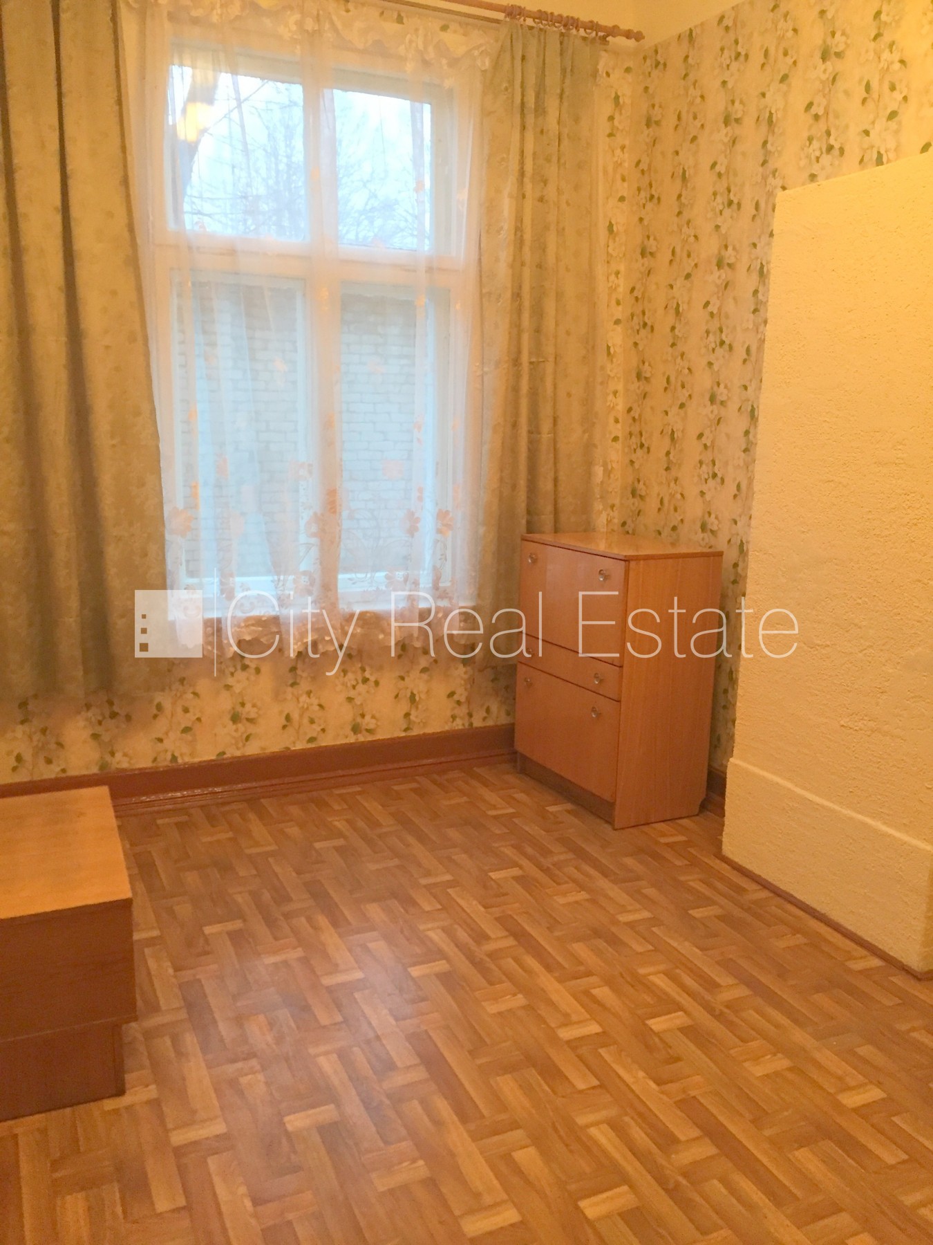 Sludinājumi. Zeme īpašumā, koka māja, fasādes māja, labiekārtots apzaļumots pagalms, slēgts pagalms, ieeja no Cena: 68000 EUR Foto #3