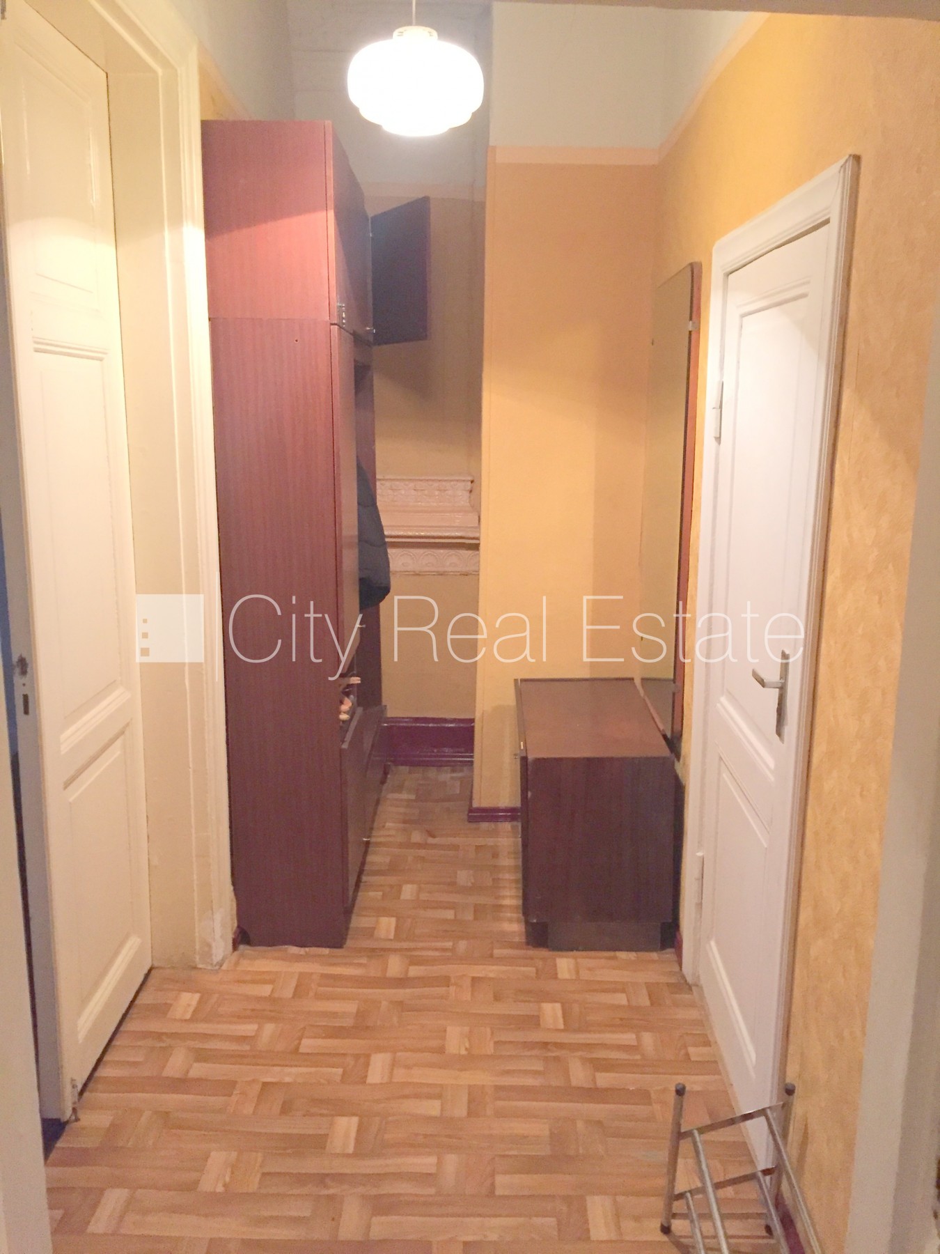 Sludinājumi. Zeme īpašumā, koka māja, fasādes māja, labiekārtots apzaļumots pagalms, slēgts pagalms, ieeja no Cena: 68000 EUR Foto #5