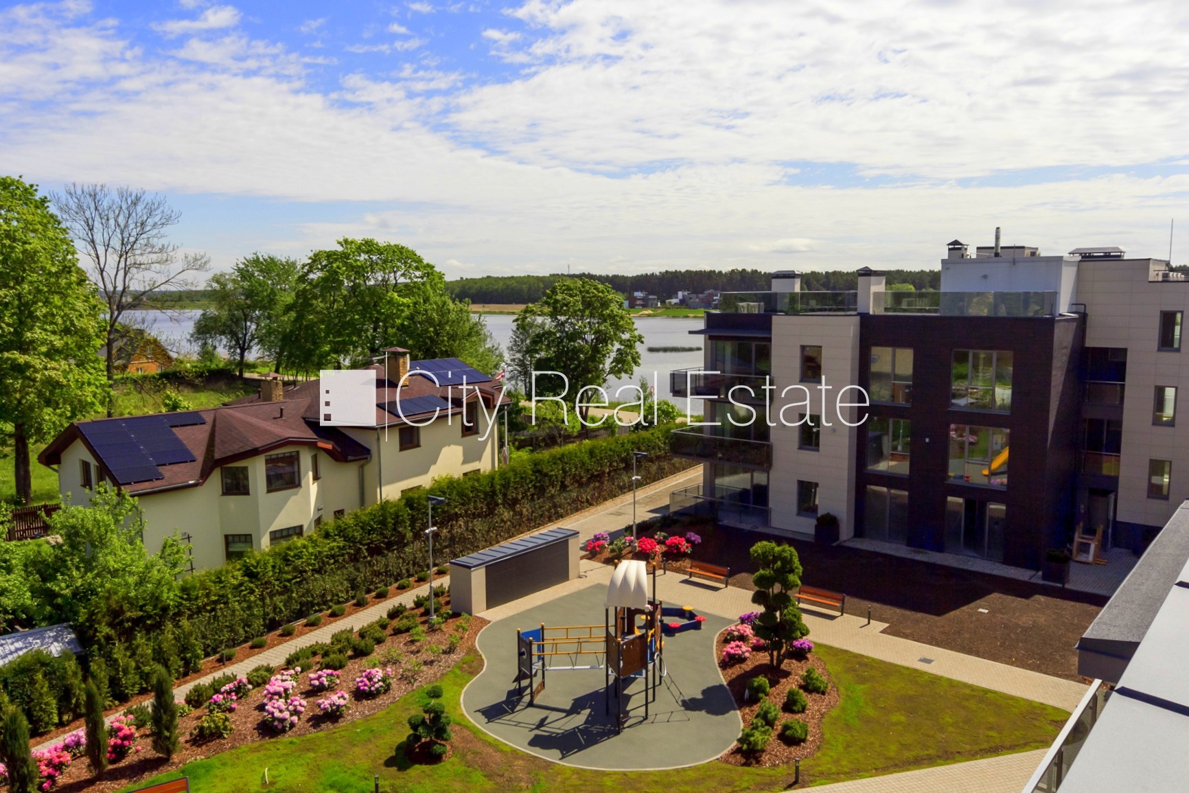 Sludinājumi. Jaunceltne, labiekārtots apzaļumots pagalms, vieta automašīnai, balkons, guļamistabu skaits 1 gab., Cena: 1500 EUR/mēn Foto #9