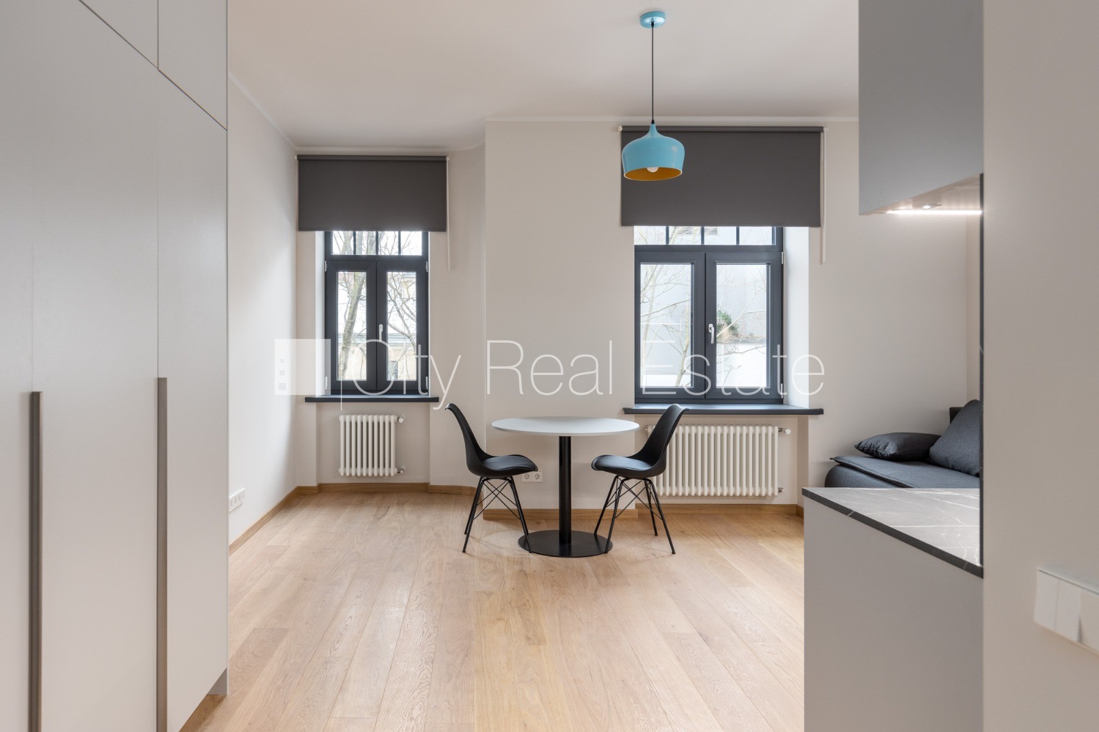 Sludinājumi. Pagalma ēka, renovēta māja, slēgts pagalms, ieeja no pagalma, ir lifts, kāpņu telpa pēc kapitālā Cena: 420 EUR/mēn Foto #6