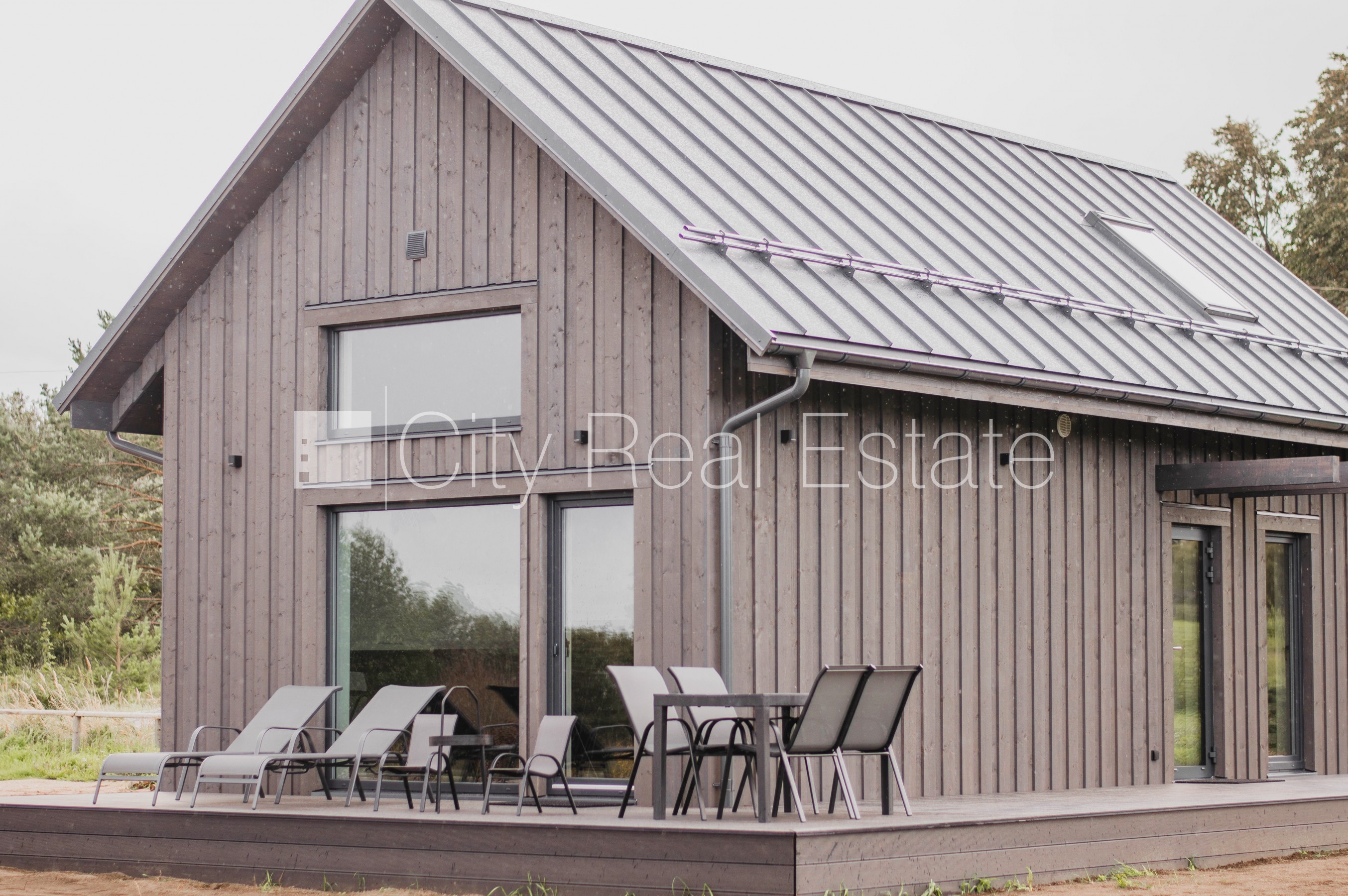 Sludinājumi. Šo dzīvokli izīrē pa diennaktīm (īstermiņa īre), īres cena sludinājumā norādīta par vienu diennakts Cena: 180 EUR/mēn Foto #4