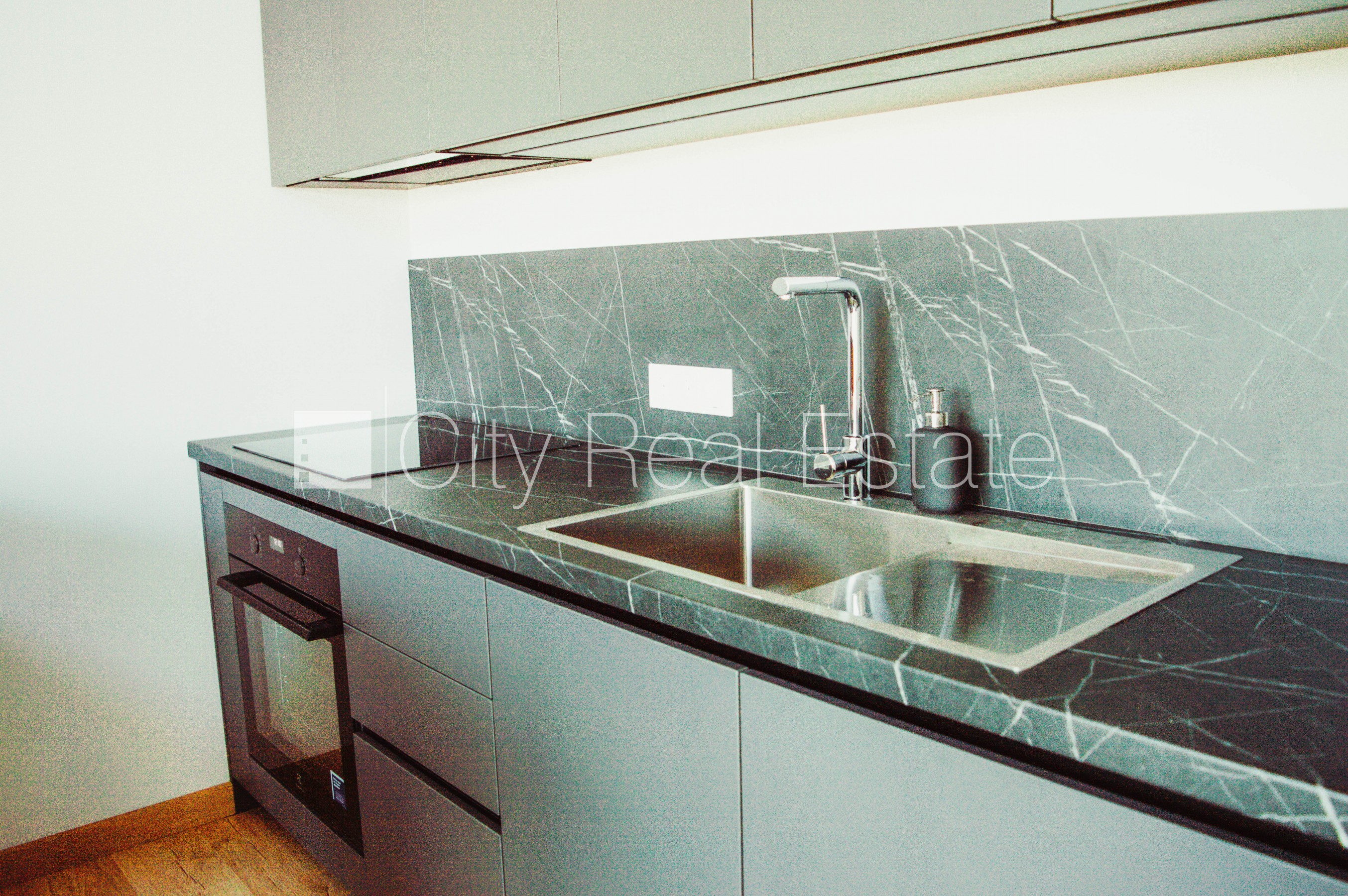 Sludinājumi. Šo dzīvokli izīrē pa diennaktīm (īstermiņa īre), īres cena sludinājumā norādīta par vienu diennakts Cena: 180 EUR/mēn Foto #20